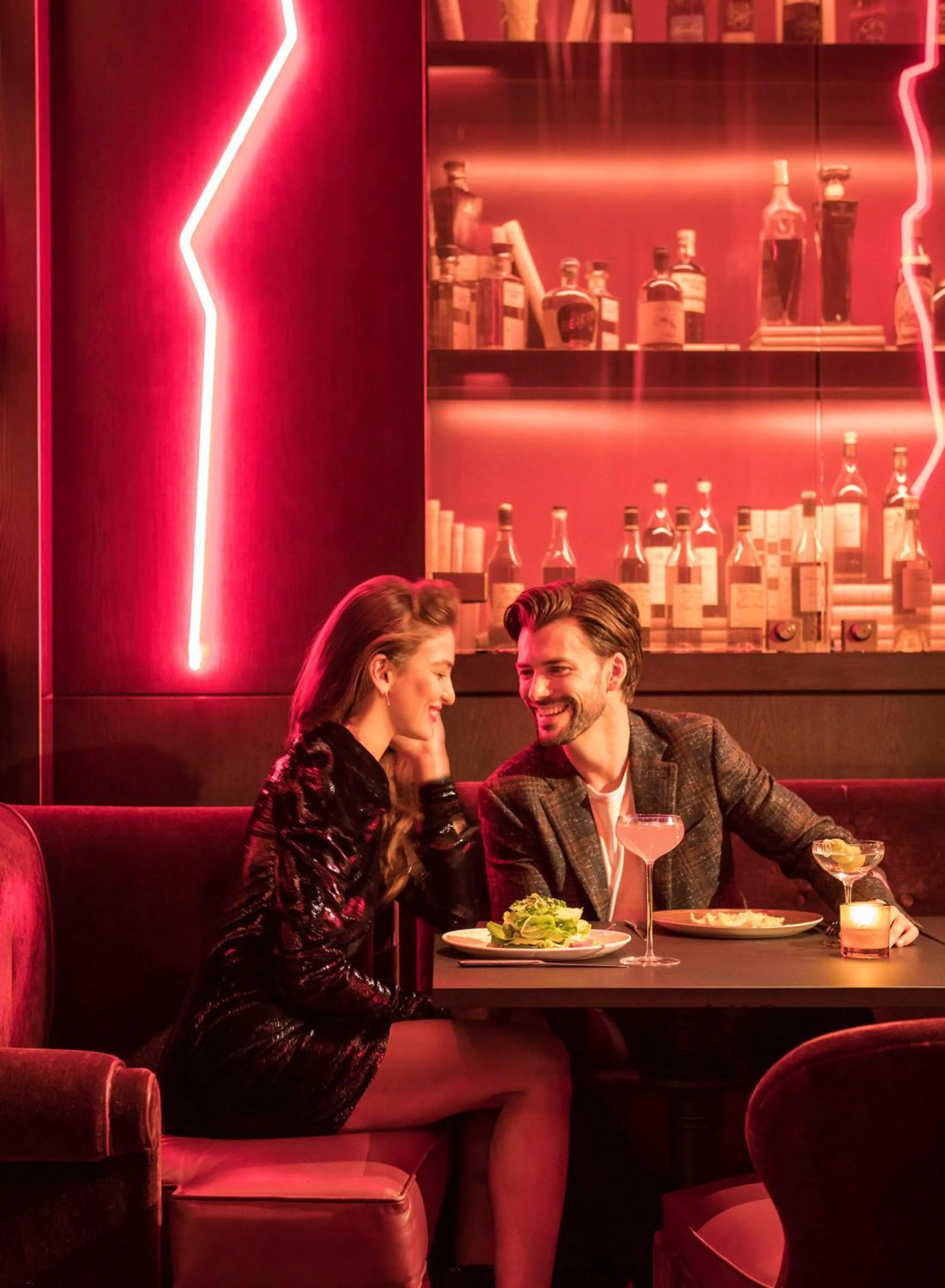 Lounge or bar in Four Seasons Hotel New York Downtown