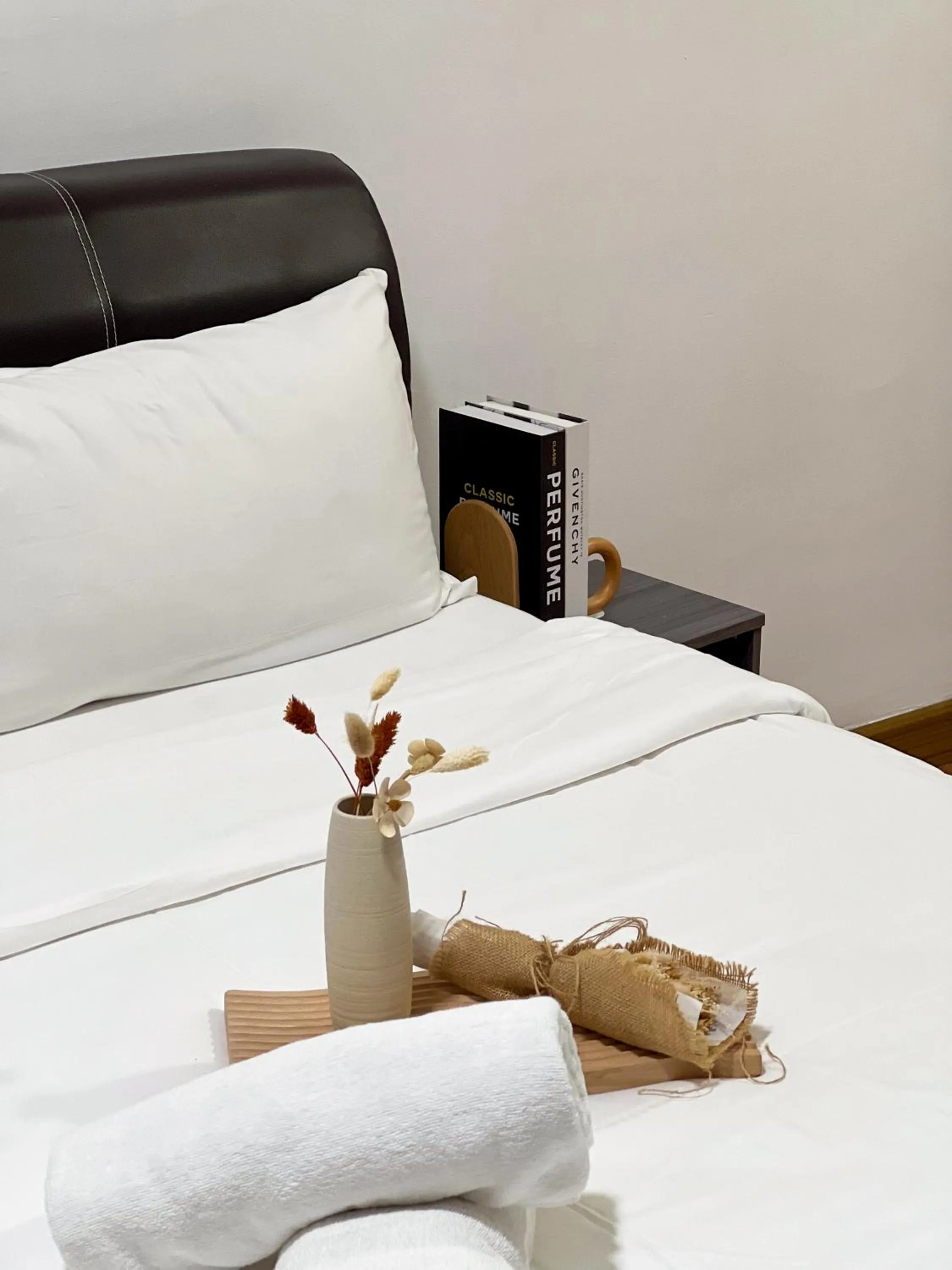 Bed in Da Men Subang Jaya USJ by Iconique