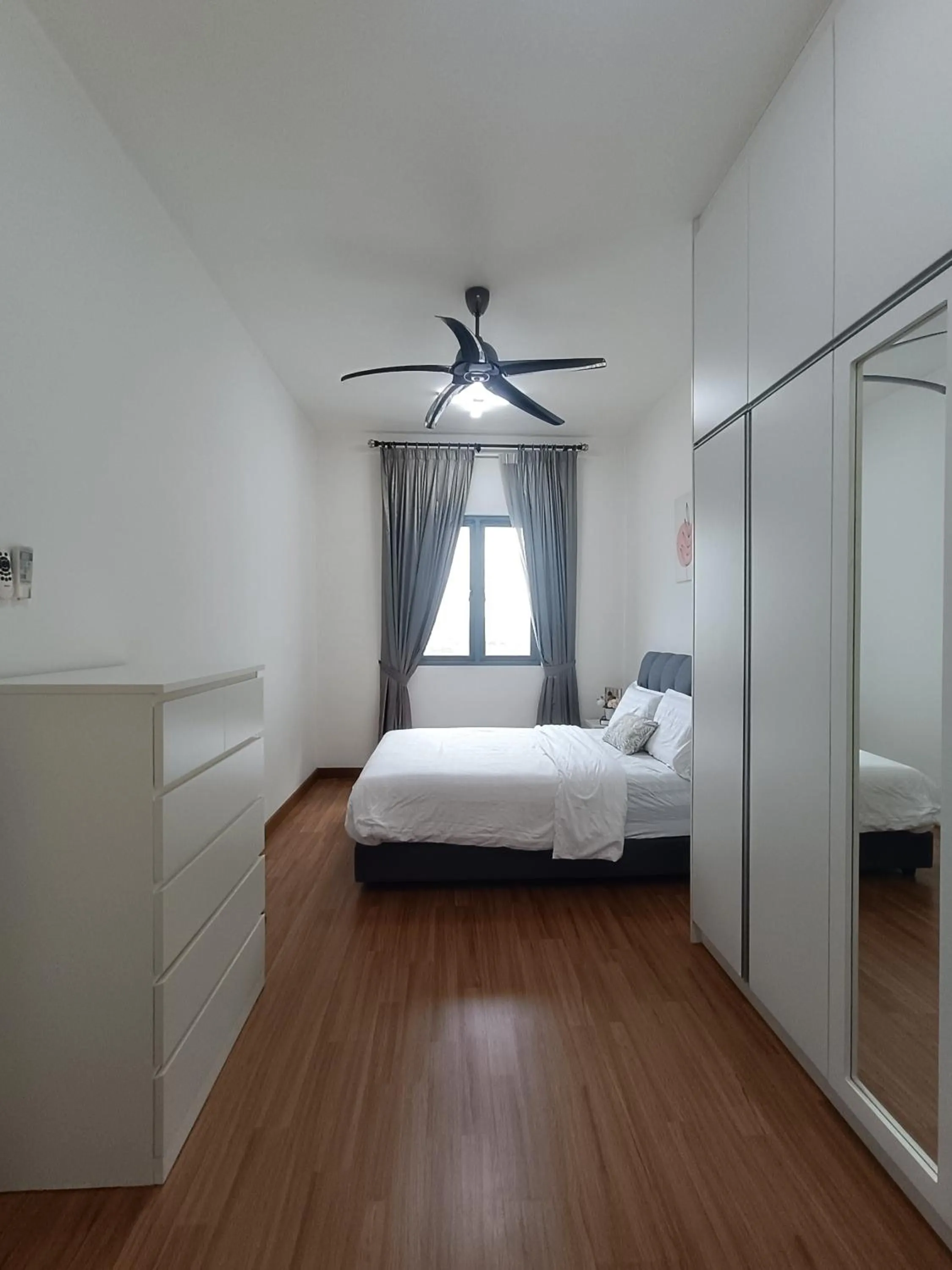 Bed in Da Men Subang Jaya USJ by Iconique