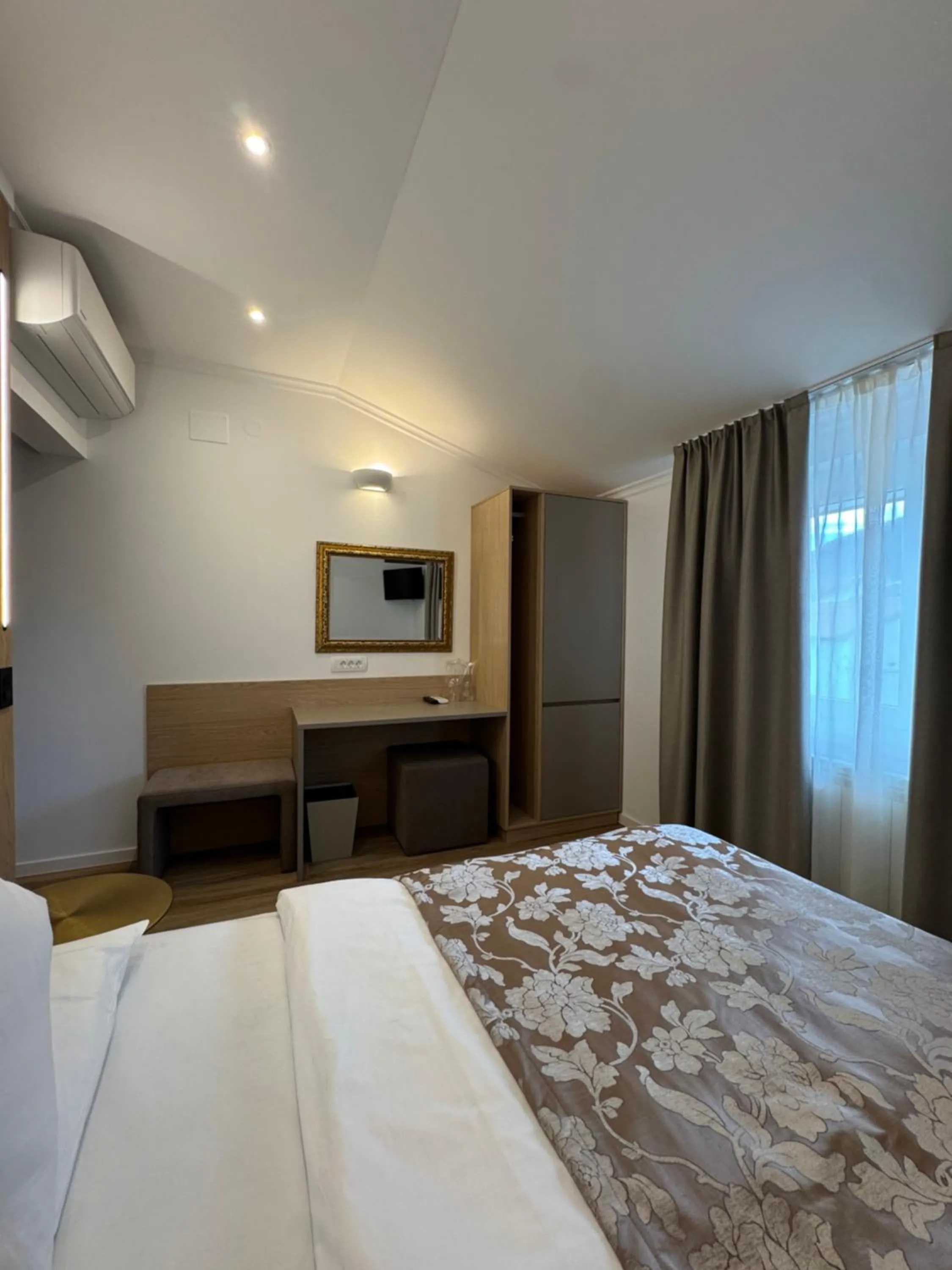 Bed in Hotel Grahor Depandance