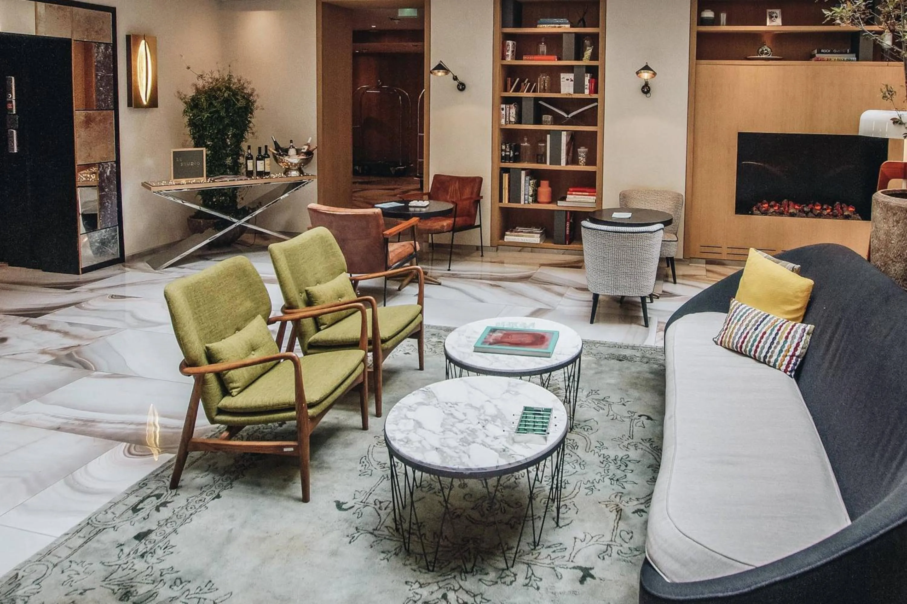 Restaurant/places to eat in Renaissance Paris Vendome Hotel