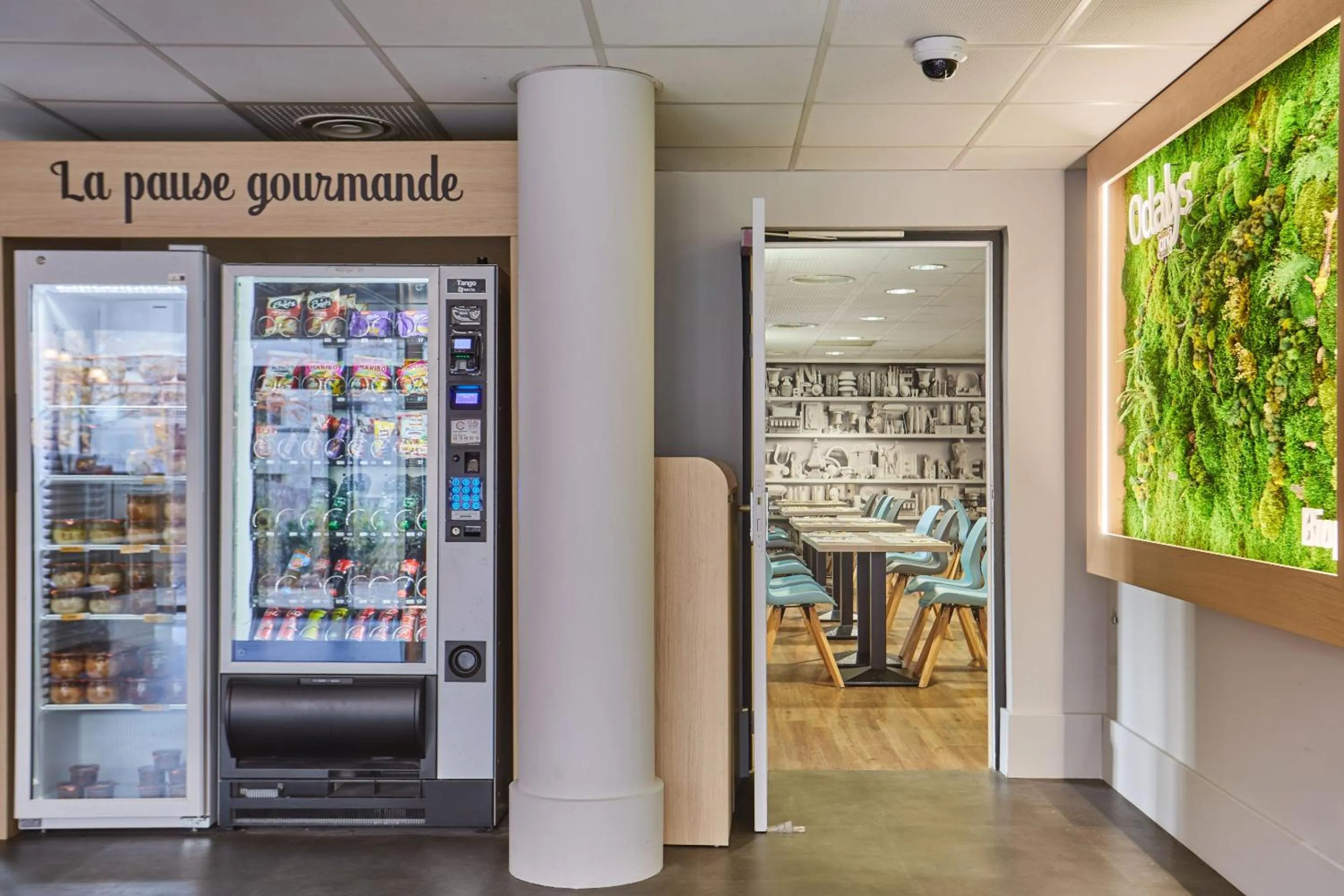 Lobby or reception in Appart'hôtel Odalys City - Bioparc Lyon Est