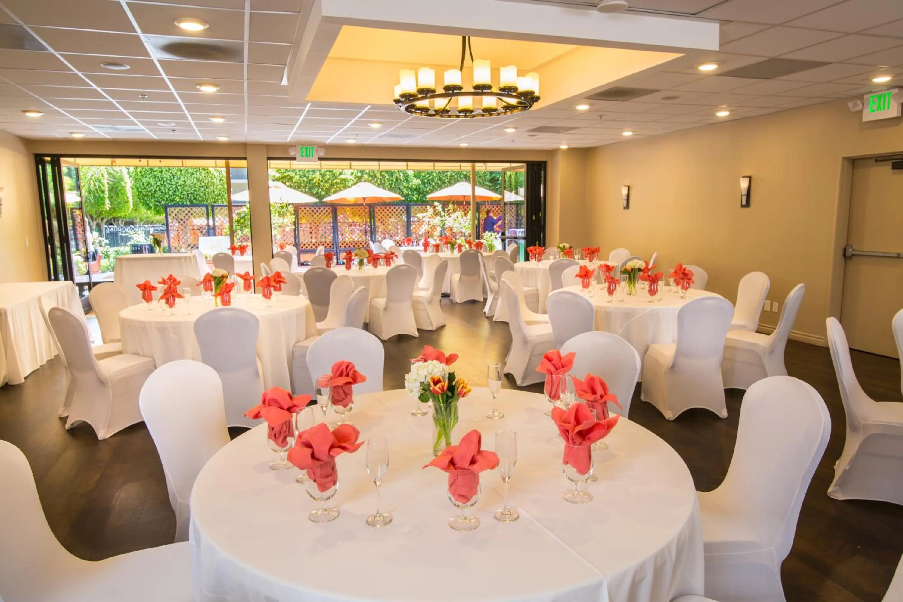 Banquet/Function facilities in Palm Garden Hotel