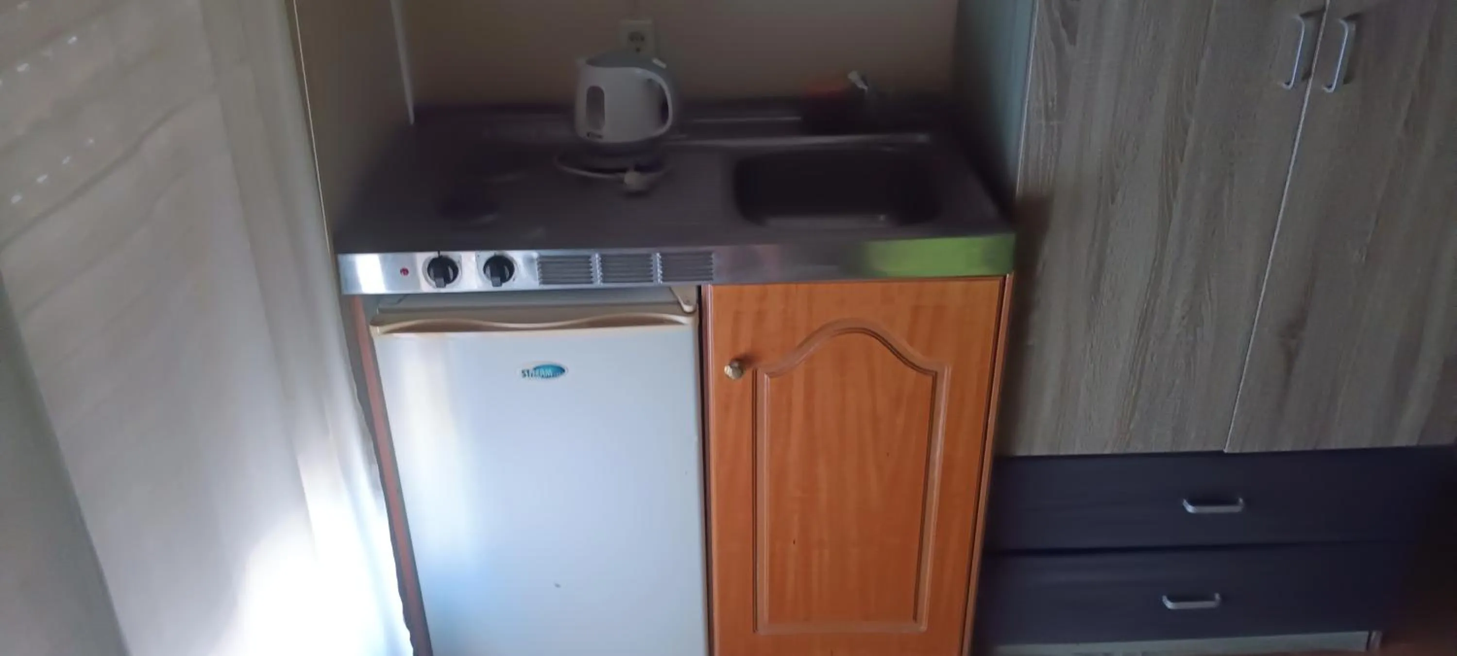 Kitchen or kitchenette in Hotel zakros rooms-restaurant