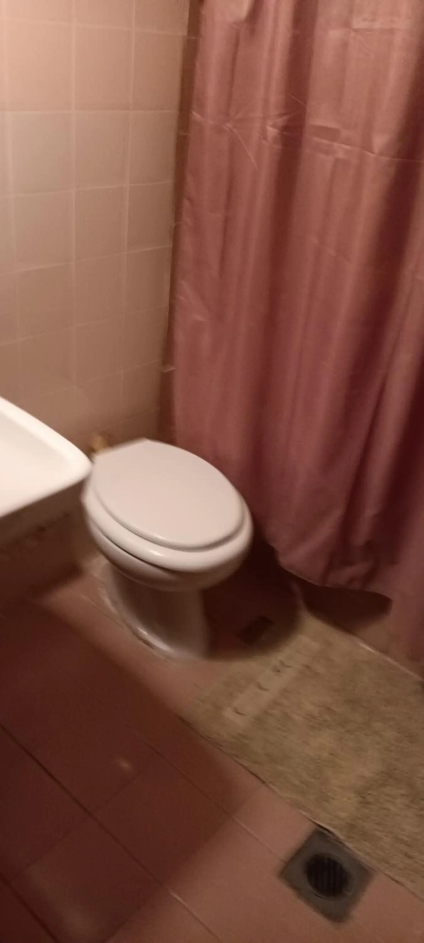 Bathroom in Hotel zakros rooms-restaurant