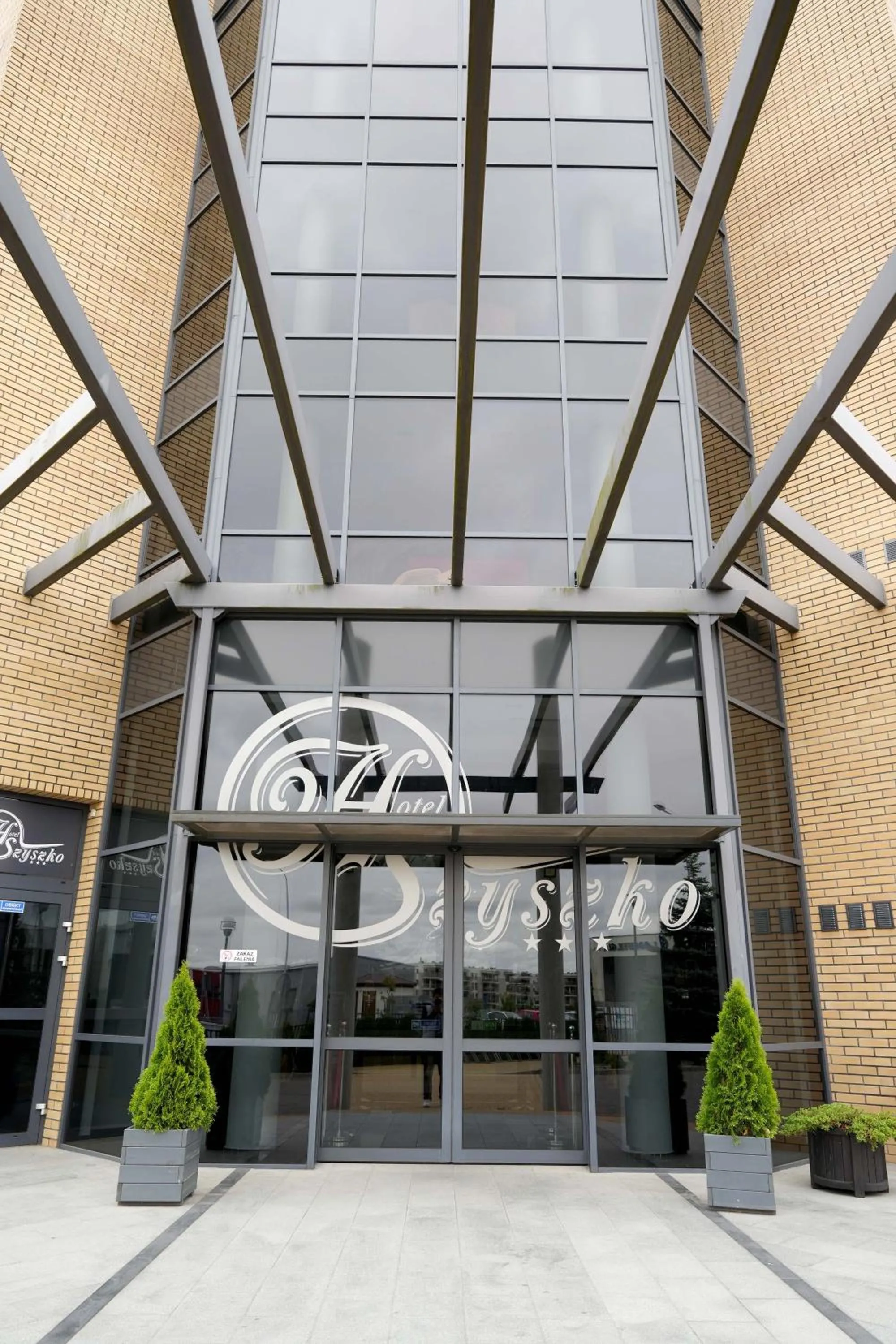 Facade/entrance in Hotel Szyszko