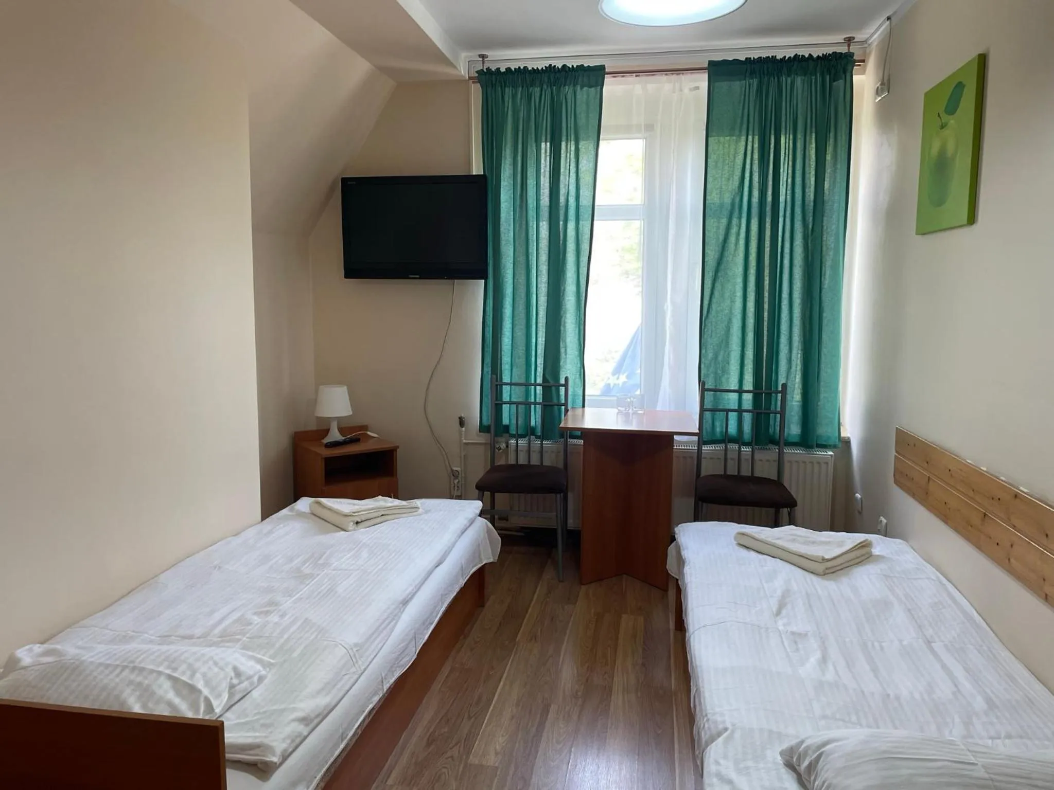 Photo of the whole room in Willa Luna