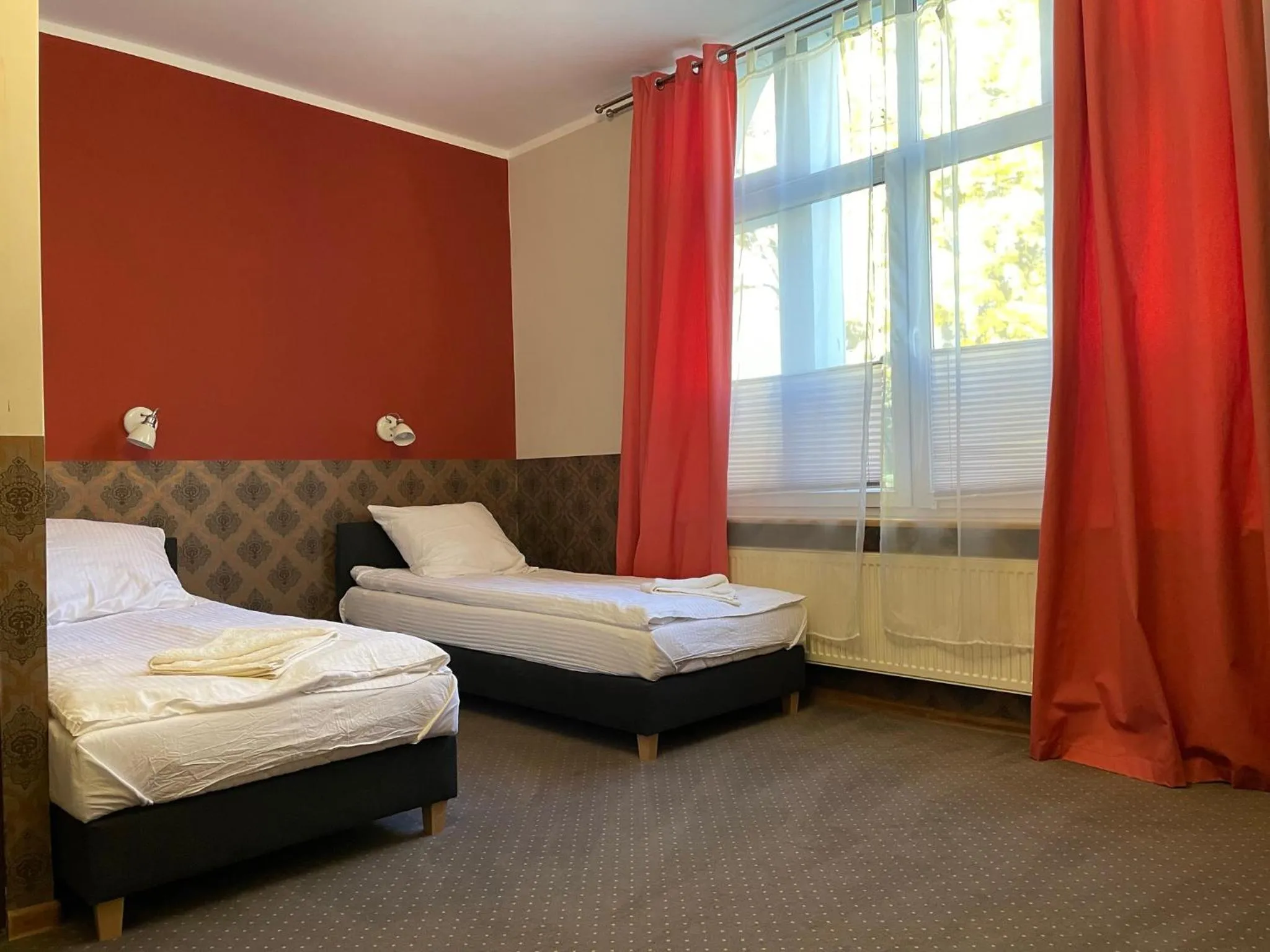 Photo of the whole room in Willa Luna