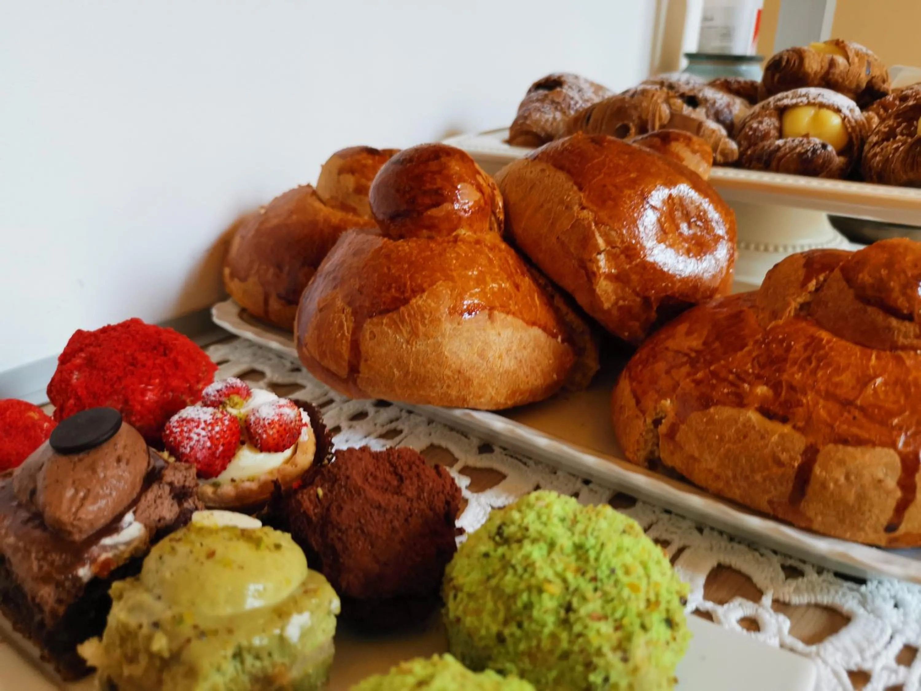 Buffet breakfast in Fera O' Luni