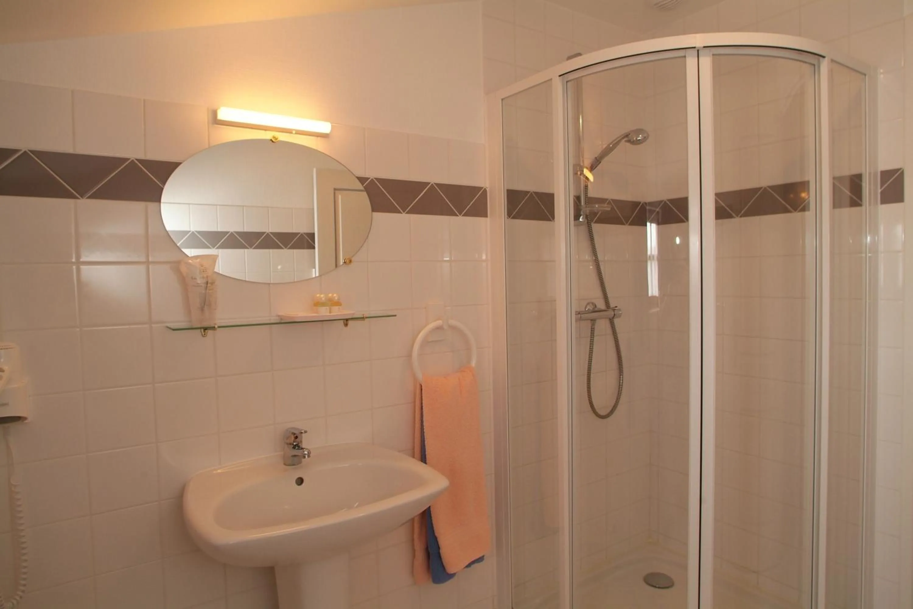 Logis Hôtel Restaurant Manoir De L'Acherie