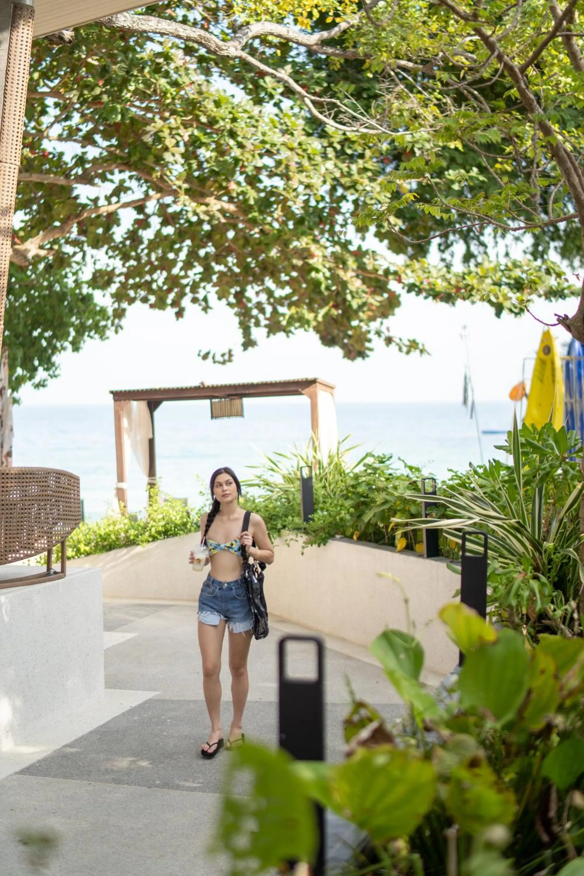 Spring in Samed Tropical Resort