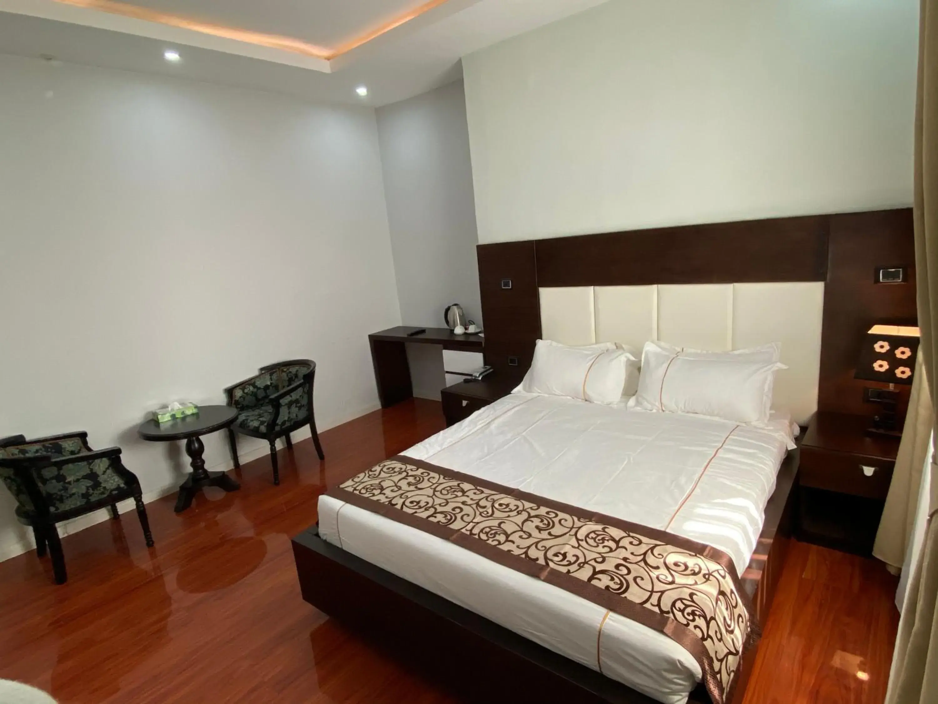 Deluxe King Room in Afro legacy hotel Deluxe King Room in Afro legacy hotel