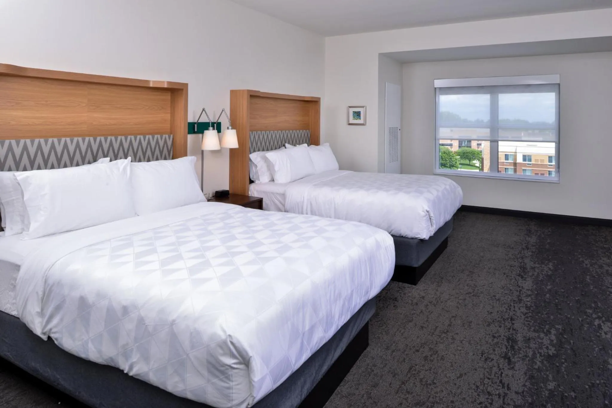 Photo of the whole room, Bed in Holiday Inn Detroit Northwest - Livonia by IHG