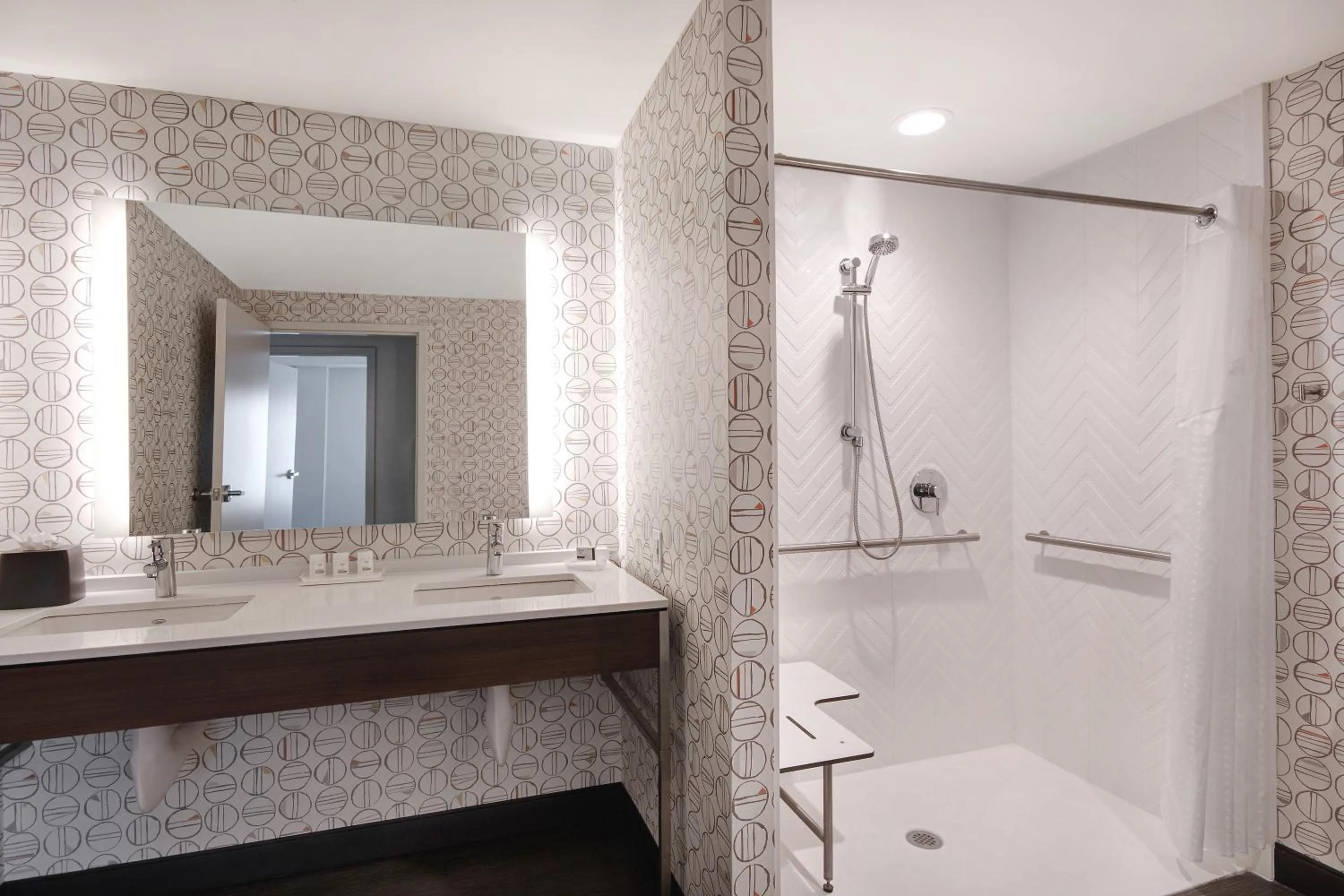 Bathroom in Holiday Inn Detroit Northwest - Livonia by IHG