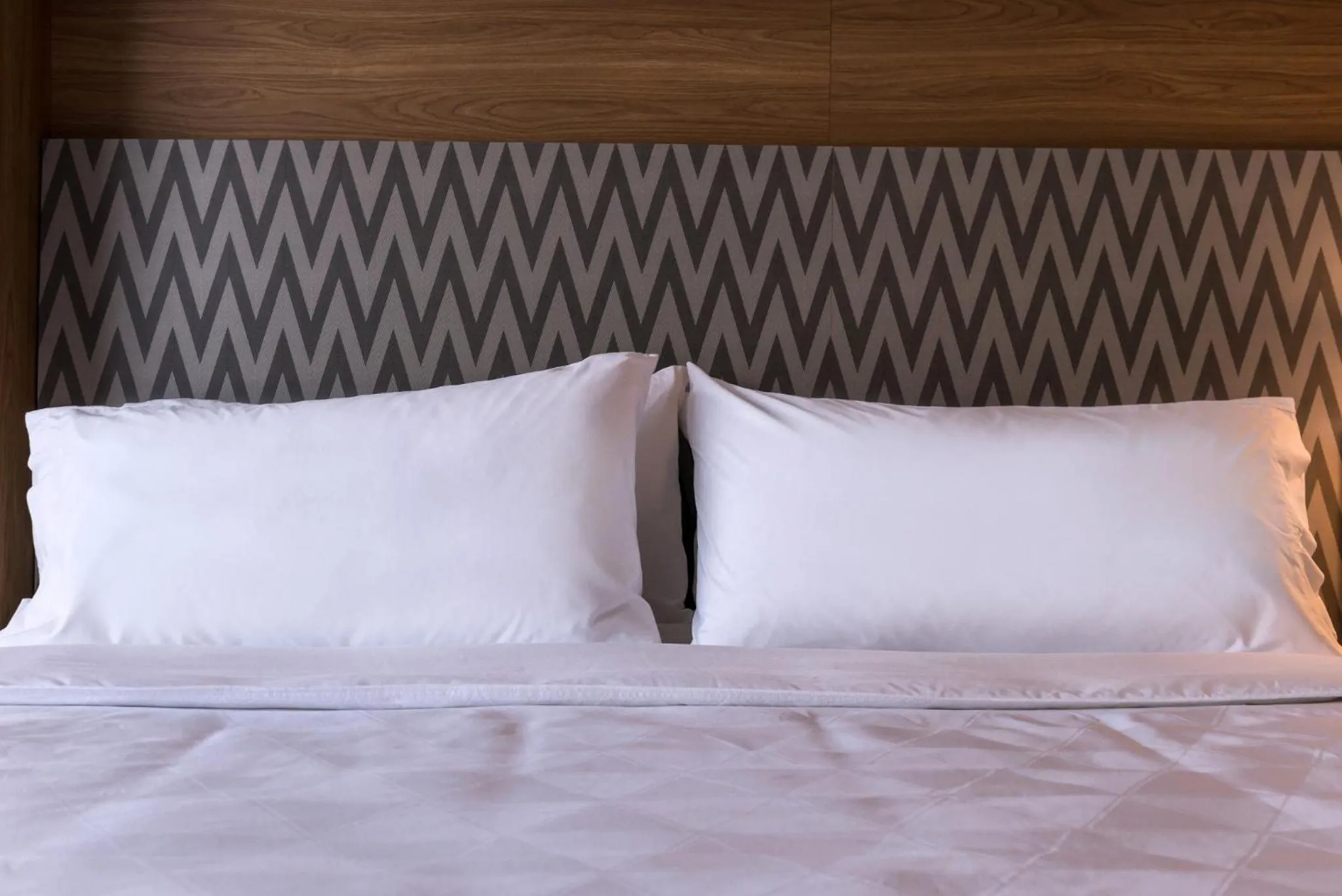 Photo of the whole room, Bed in Holiday Inn Detroit Northwest - Livonia by IHG