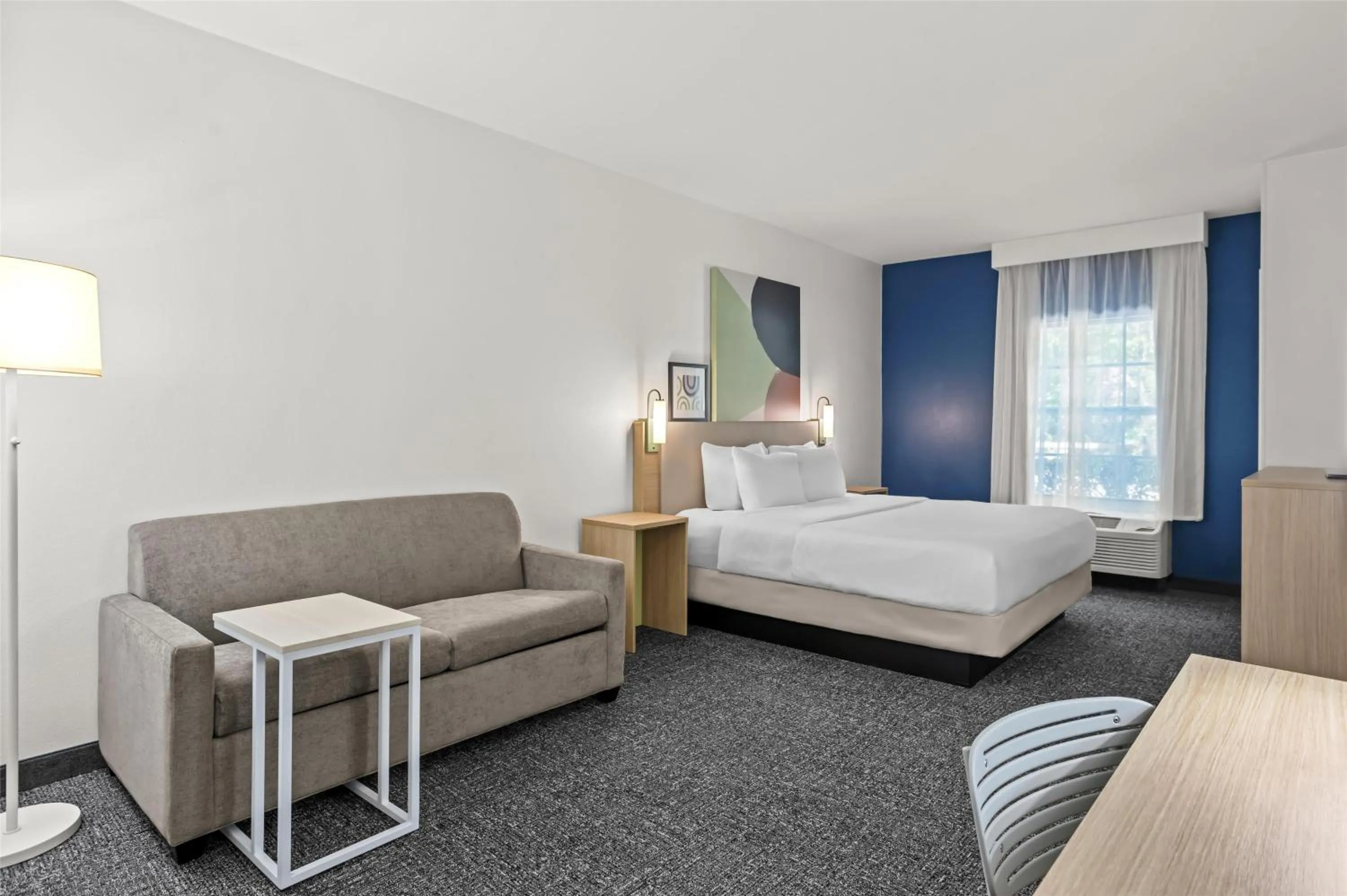 Living room, Bed in Spark by Hilton Bluffton Hilton Head Island