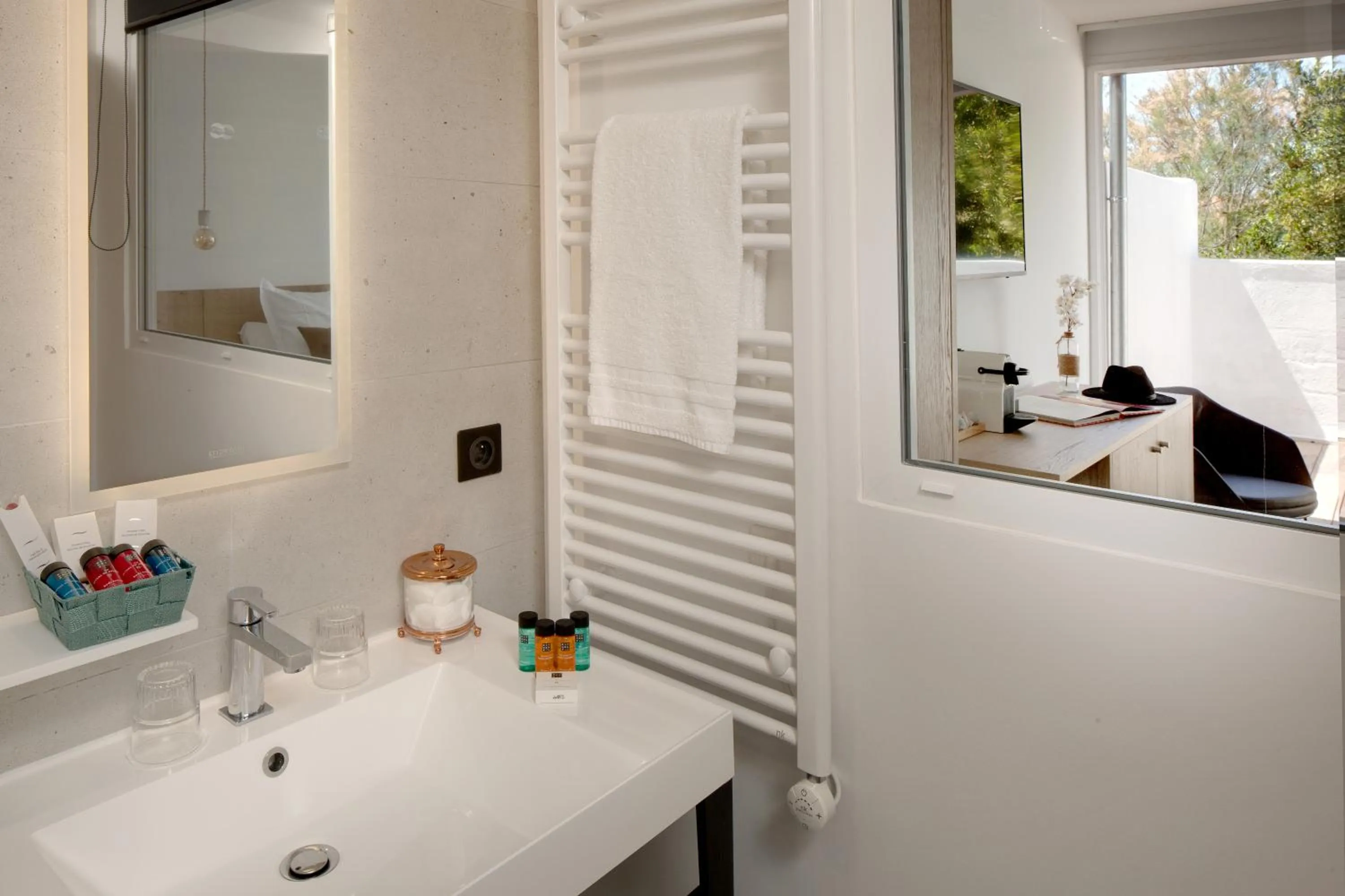 Bathroom in Vila De La Mar & Spa