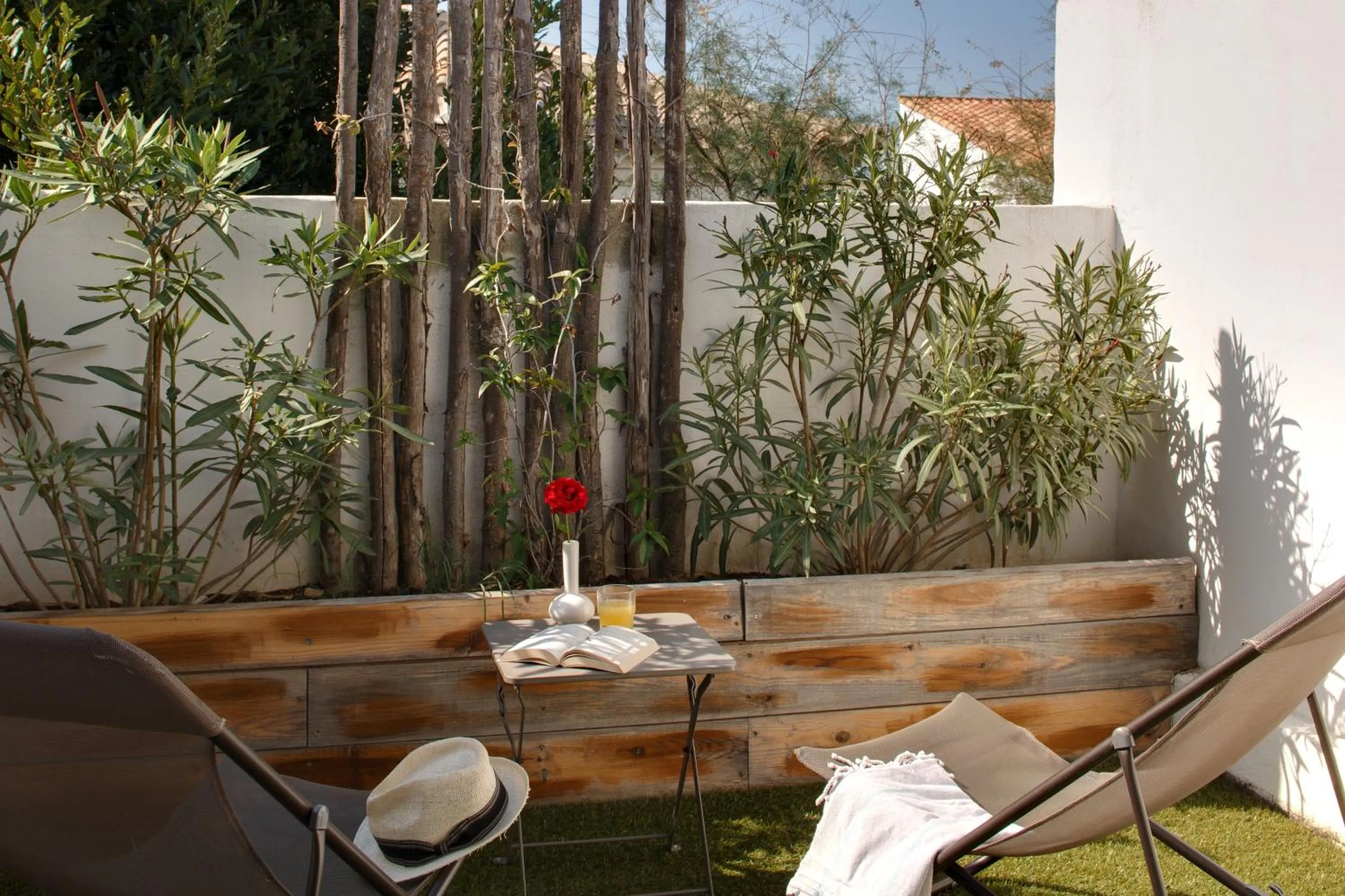 Patio in Vila De La Mar & Spa