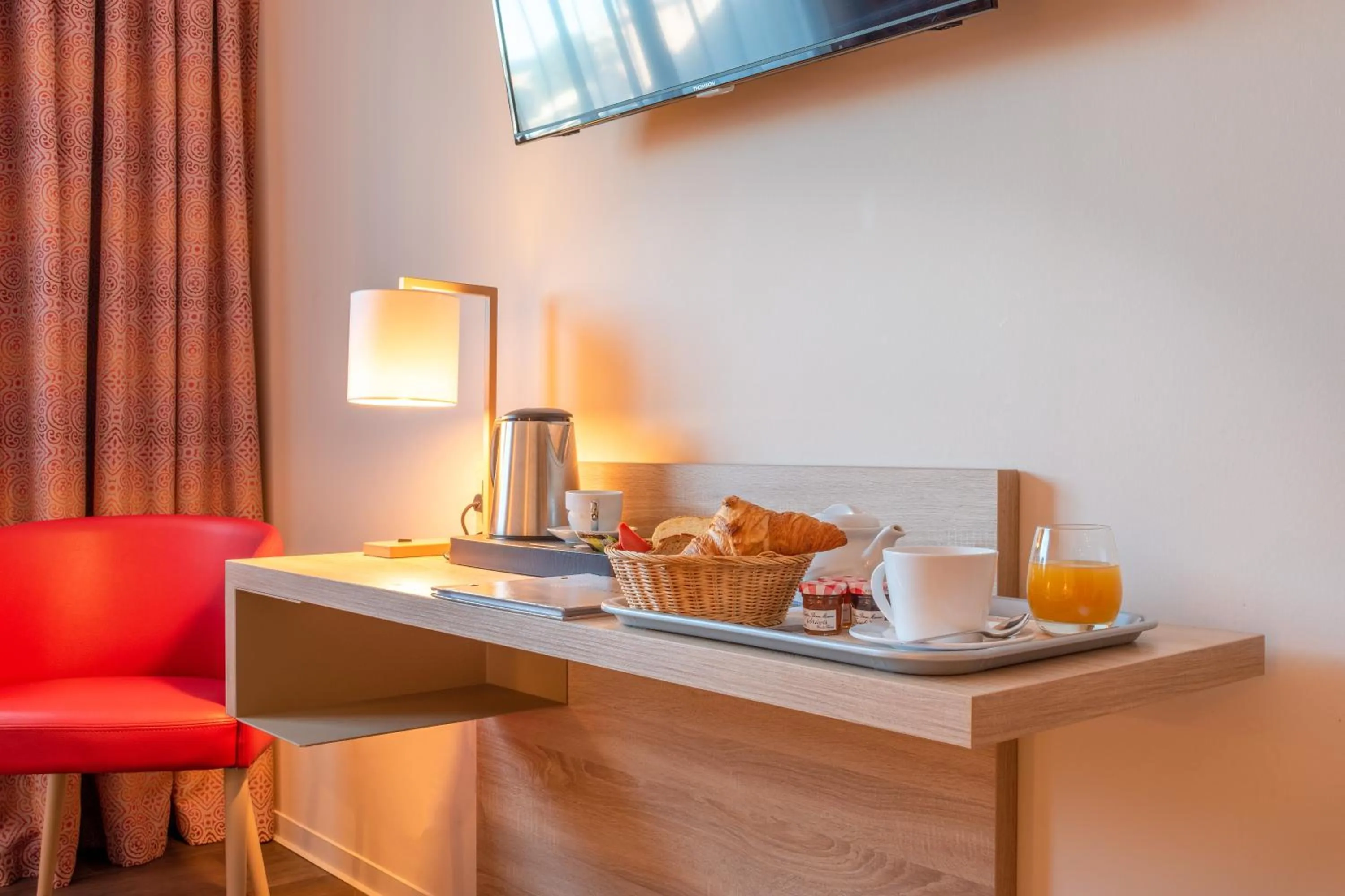 Seating area in Hôtel L'Empreinte