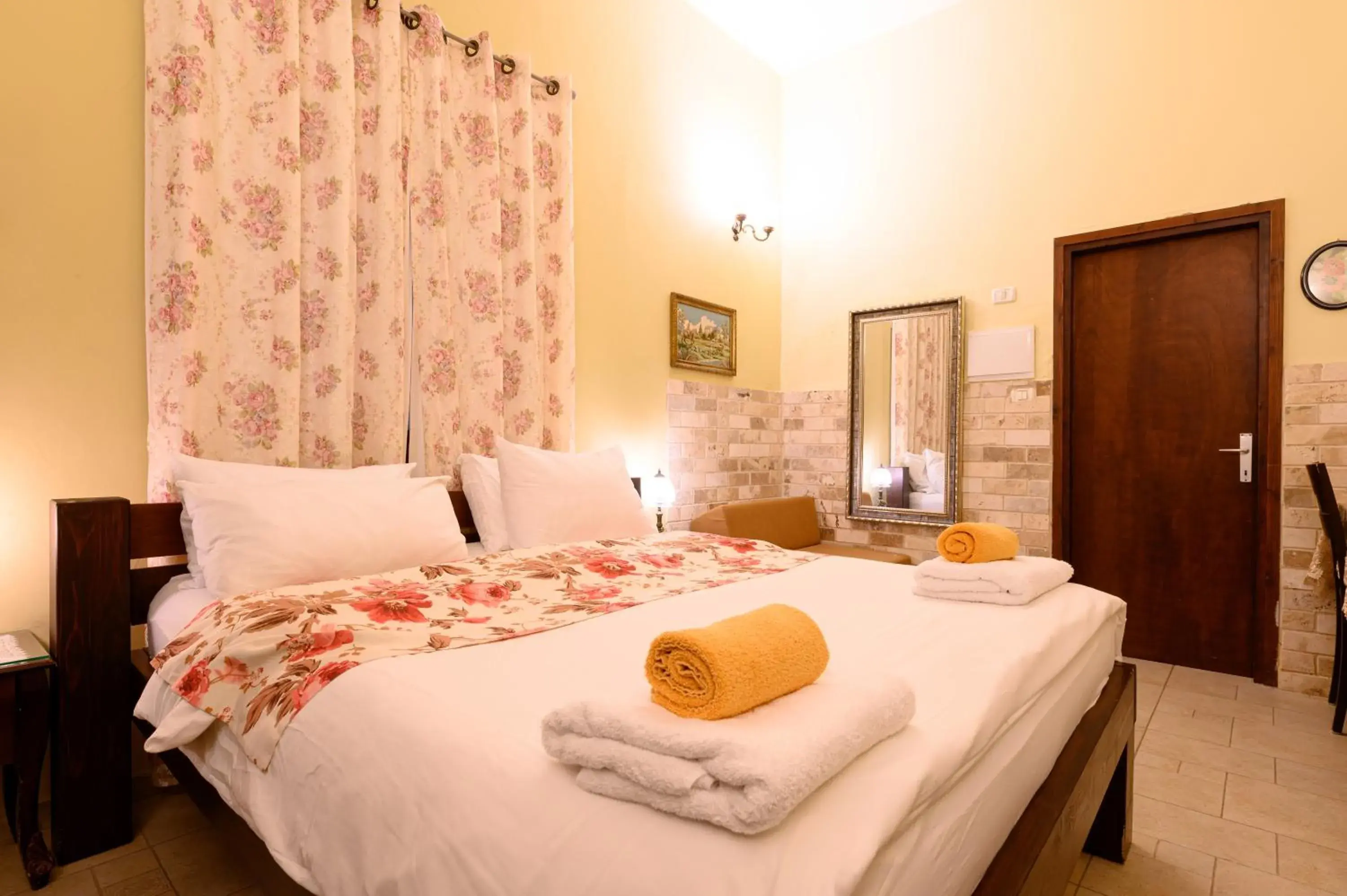 Studio in My Place in the Colony Studio in My Place in the Colony