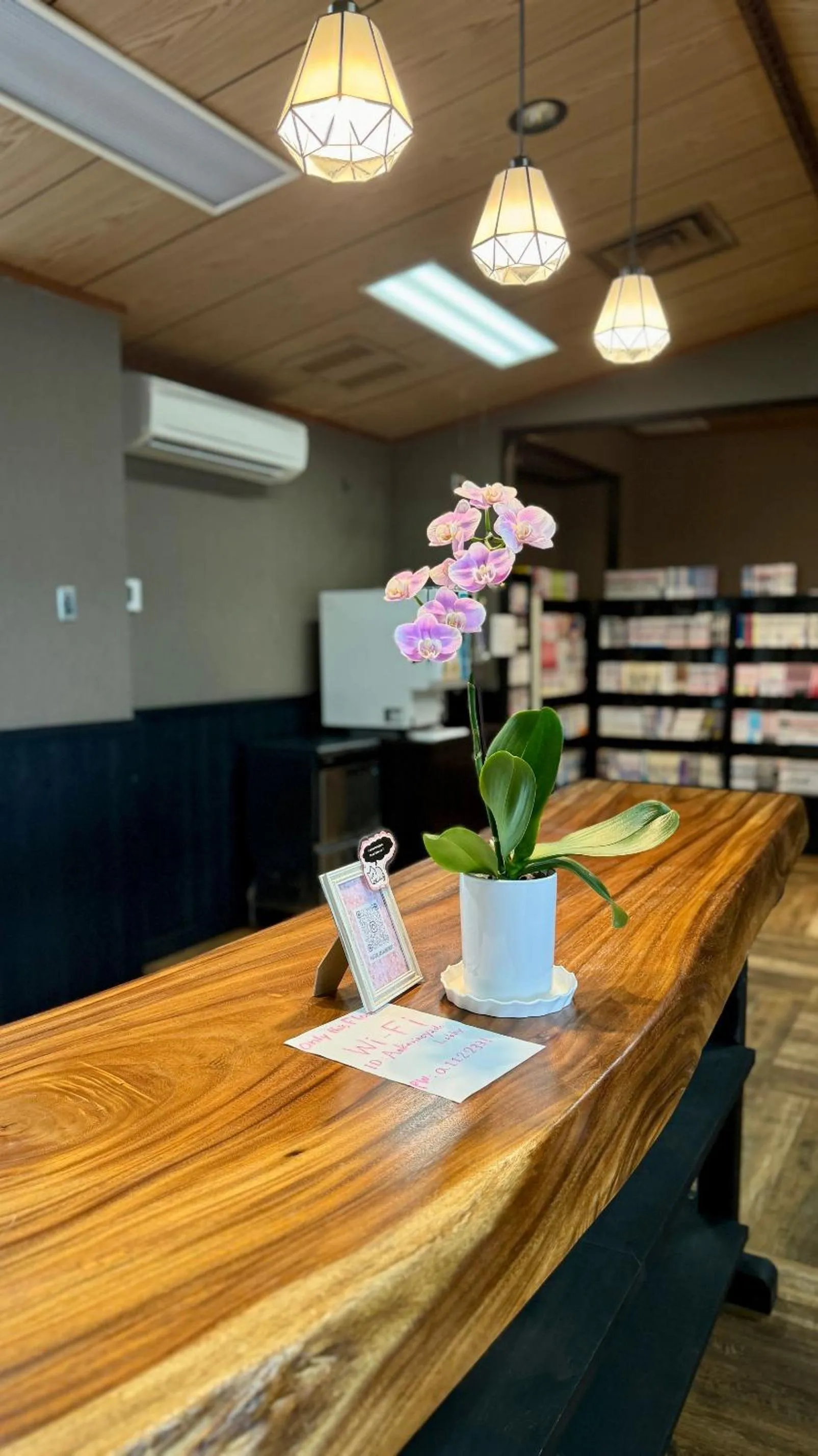 Communal lounge/ TV room in Yufuin Akarinoyado