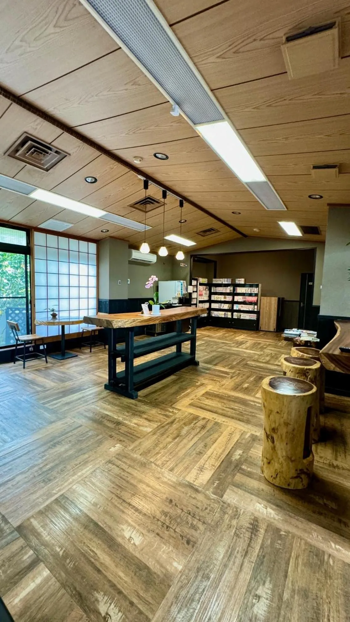 Communal lounge/ TV room in Yufuin Akarinoyado