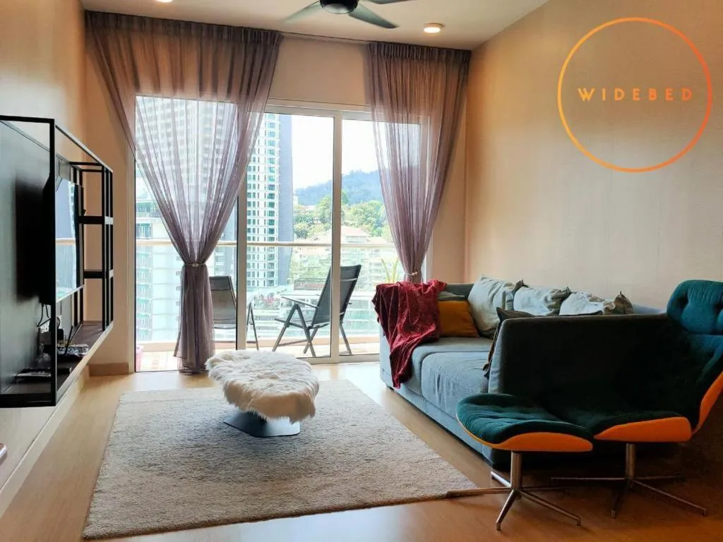 Living room in Windmill Upon Hills Genting by Widebed