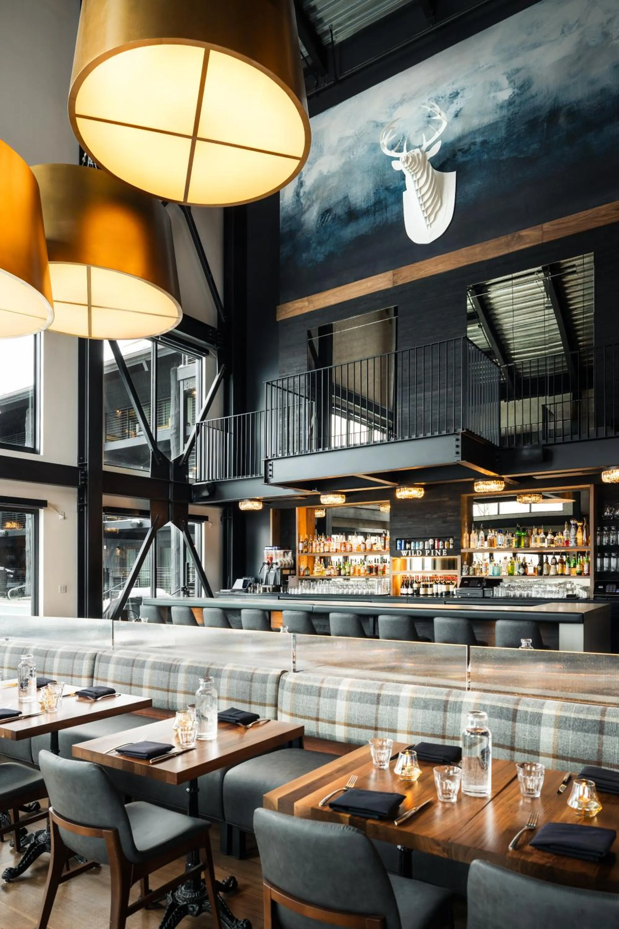 Lounge or bar in Gravity Haus Jackson Hole