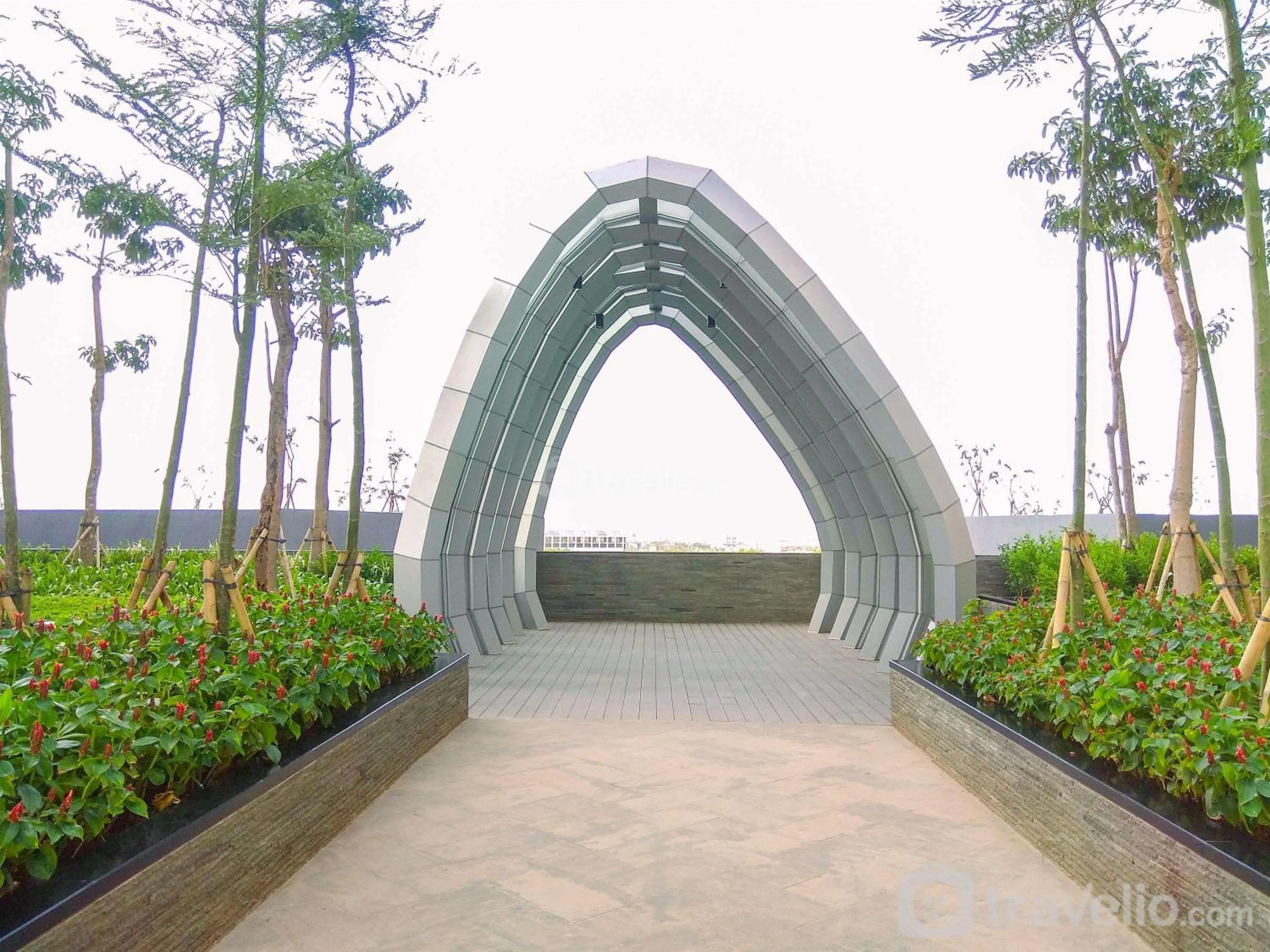 Bed in New Furnished Studio with Sea View at Gold Coast Apartment By Travelio