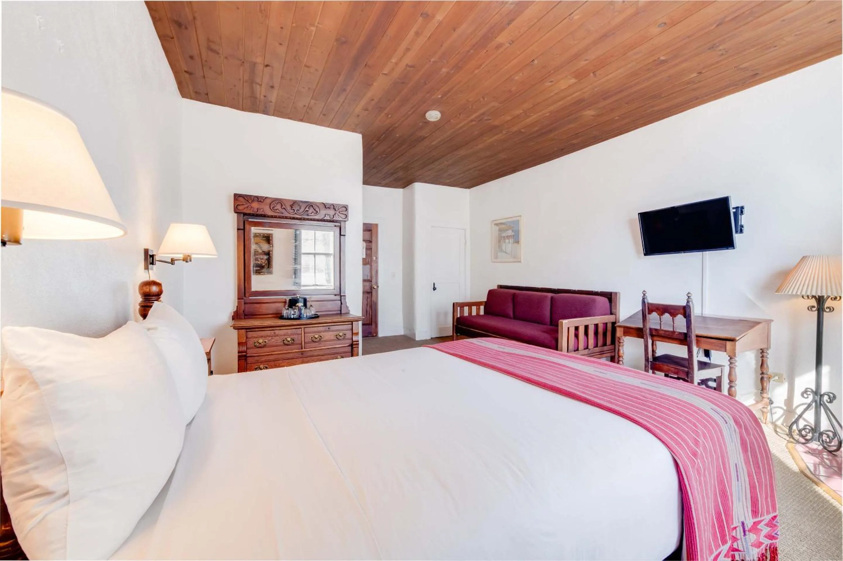Bed in The Historic Taos Inn