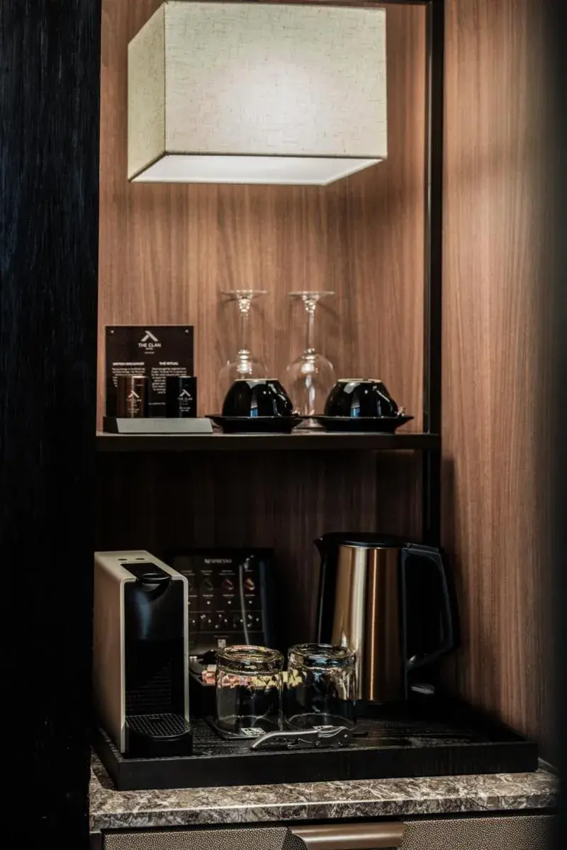 Premier Double Room in The Clan Hotel Singapore by Far East Hospitality Premier Double Room in The Clan Hotel Singapore by Far East Hospitality