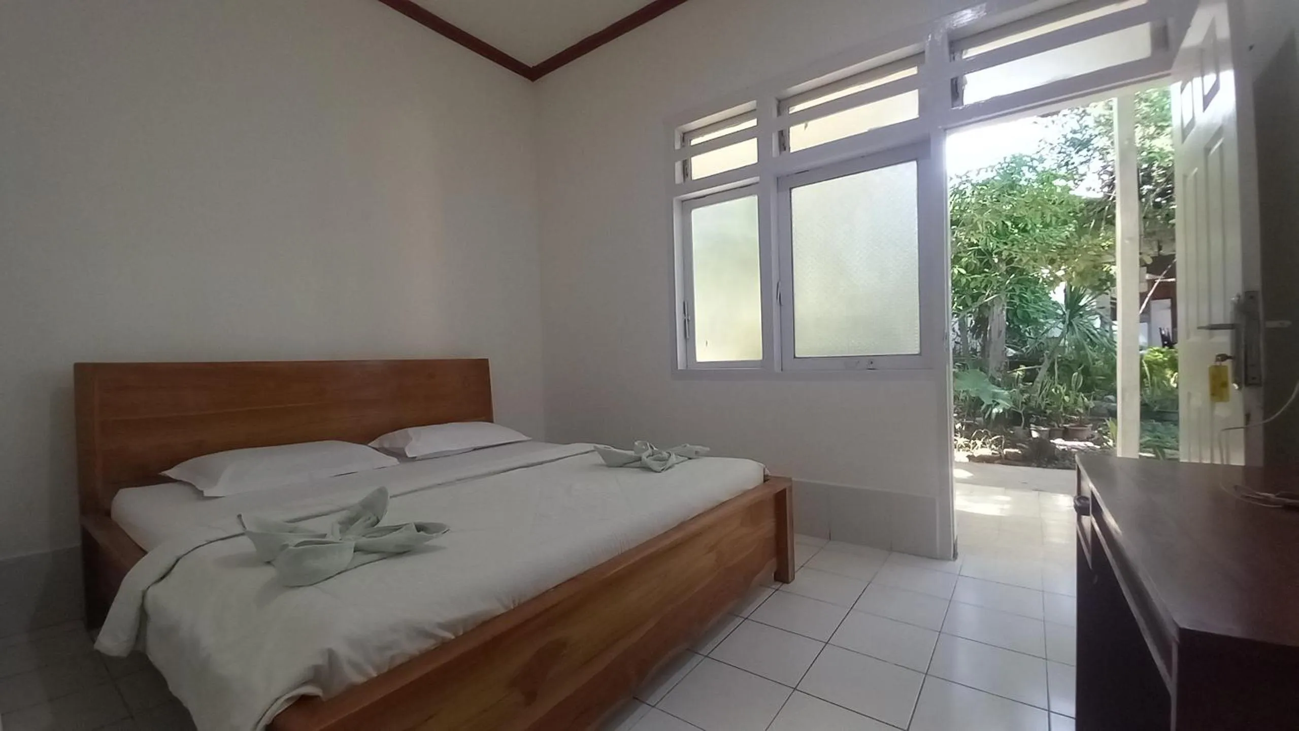 Bedroom, Bed in Bajo Hotel