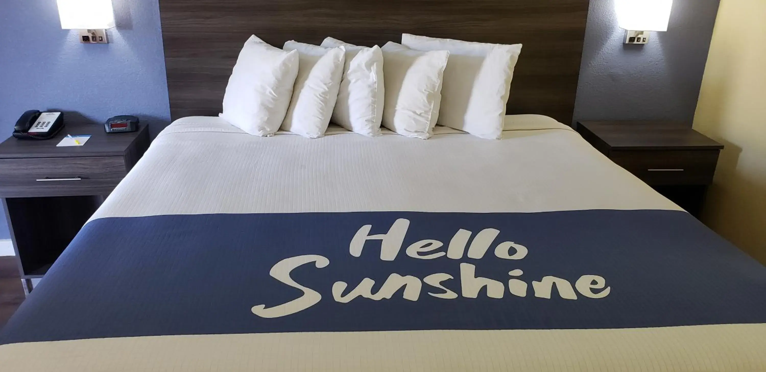 King Room - Disability Access/Non-Smoking in Red Roof Inn Hampton Coliseum King Room - Disability Access/Non-Smoking in Red Roof Inn Hampton Coliseum