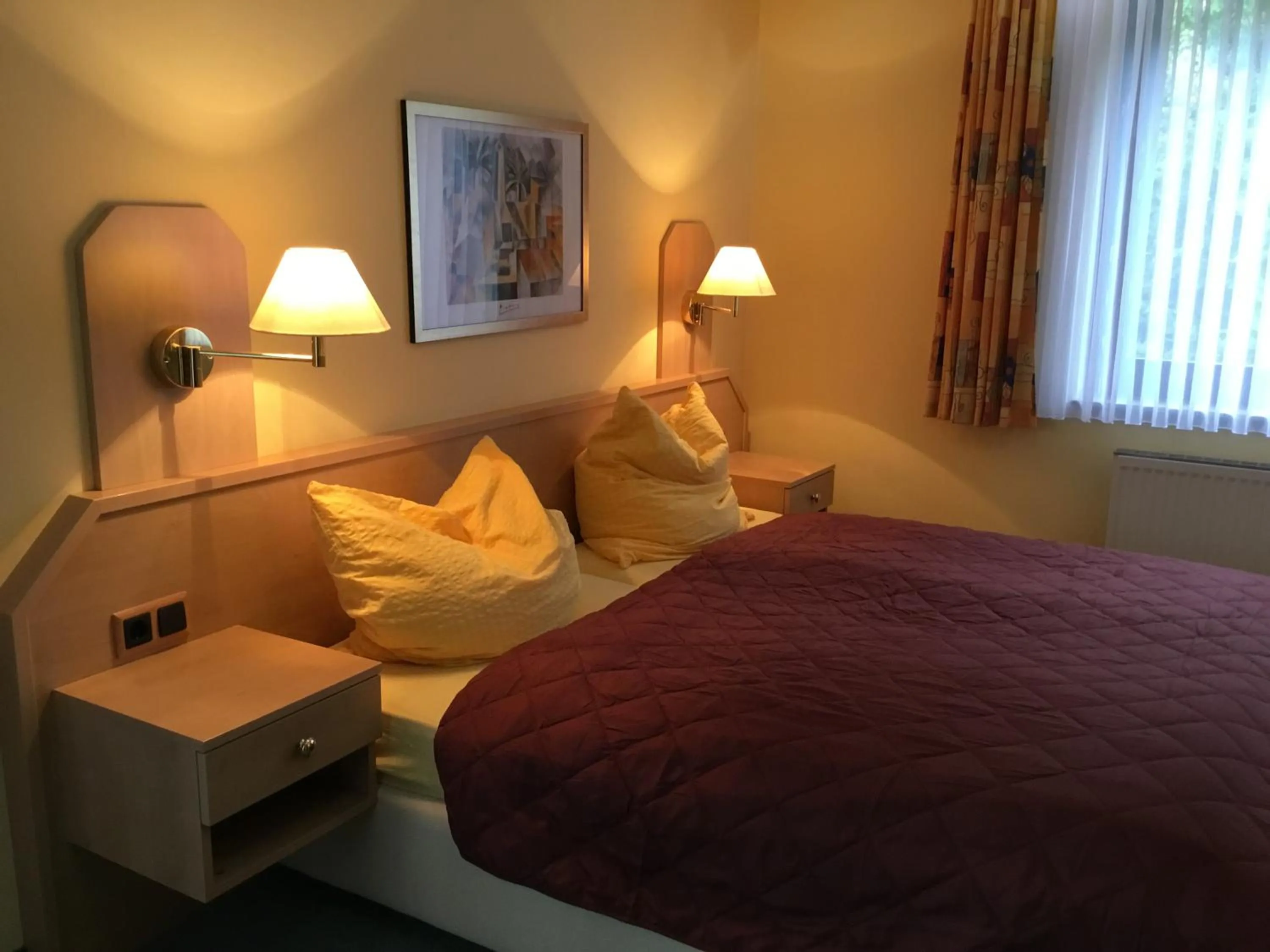 Photo of the whole room, Bed in Panorama Hotel Pension Frohnau