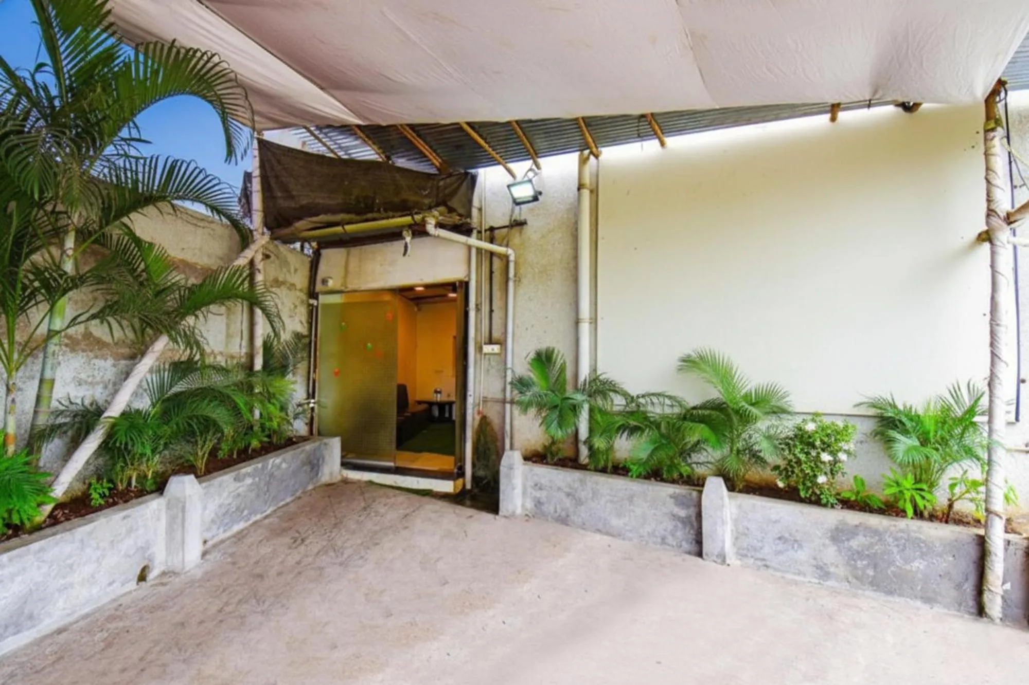 Parking in Via Shivsai Palace - Nr Shree Krishna Temple