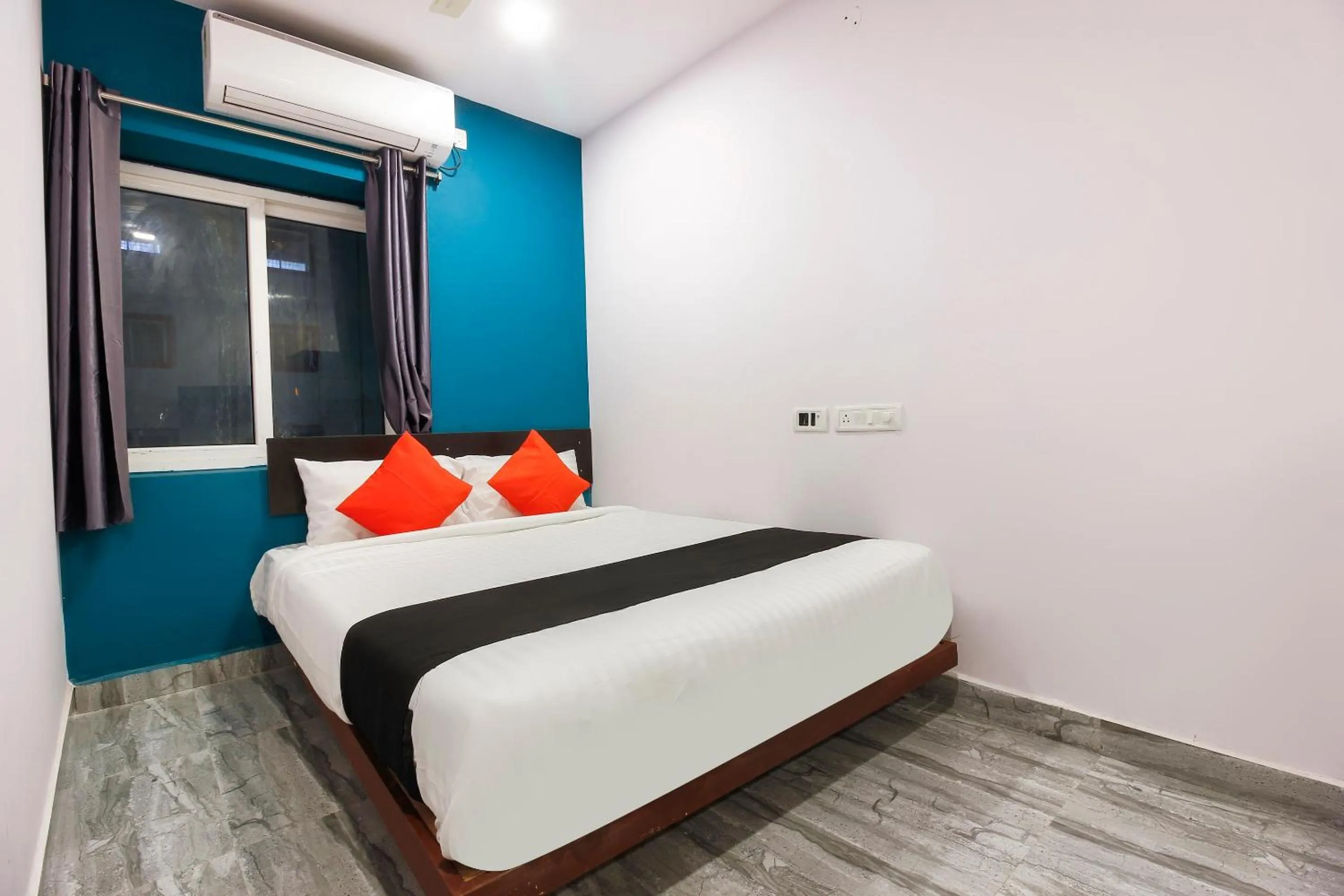 Bedroom, Bed in Capital O Che Sigma Hotel