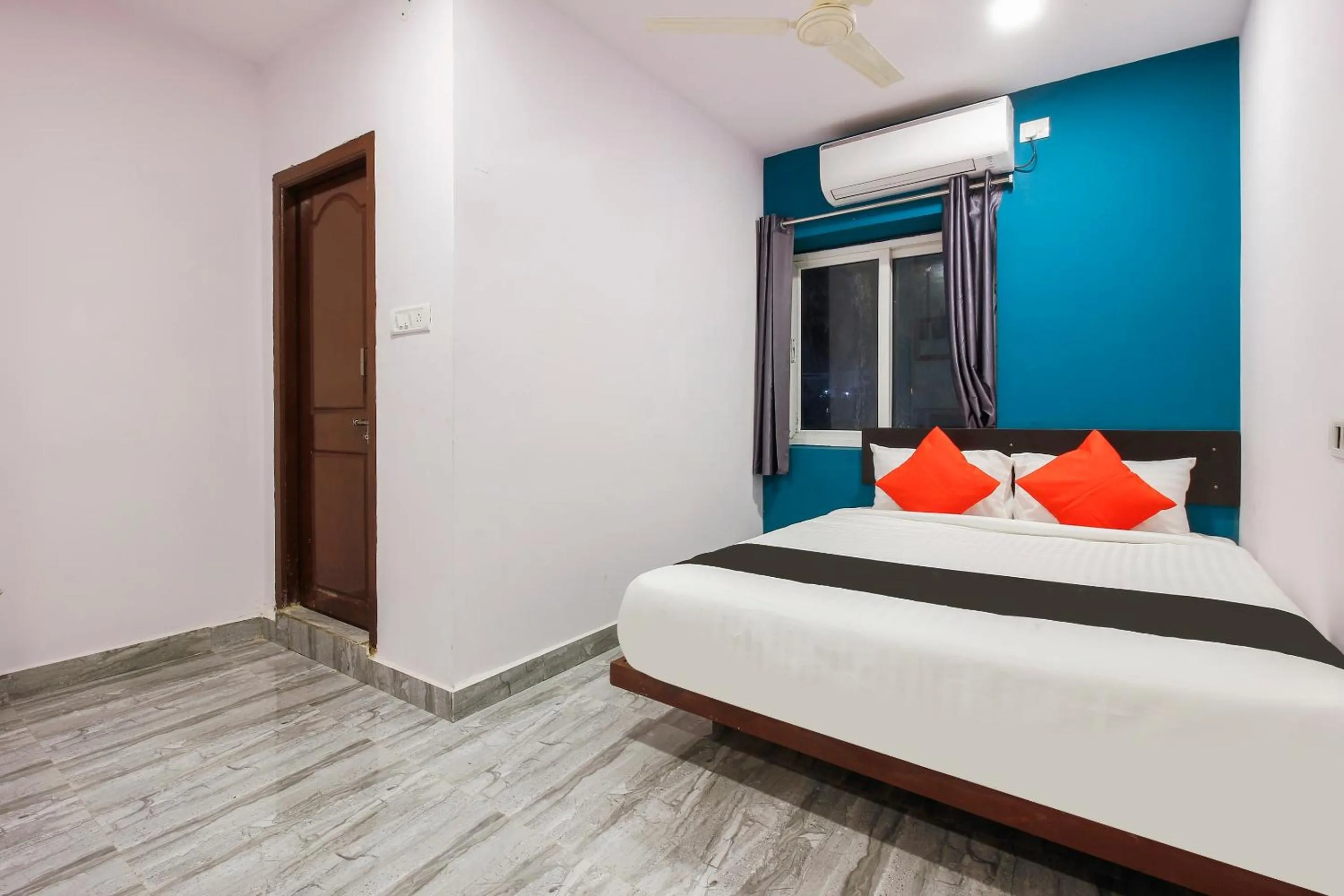 Bedroom, Bed in Capital O Che Sigma Hotel