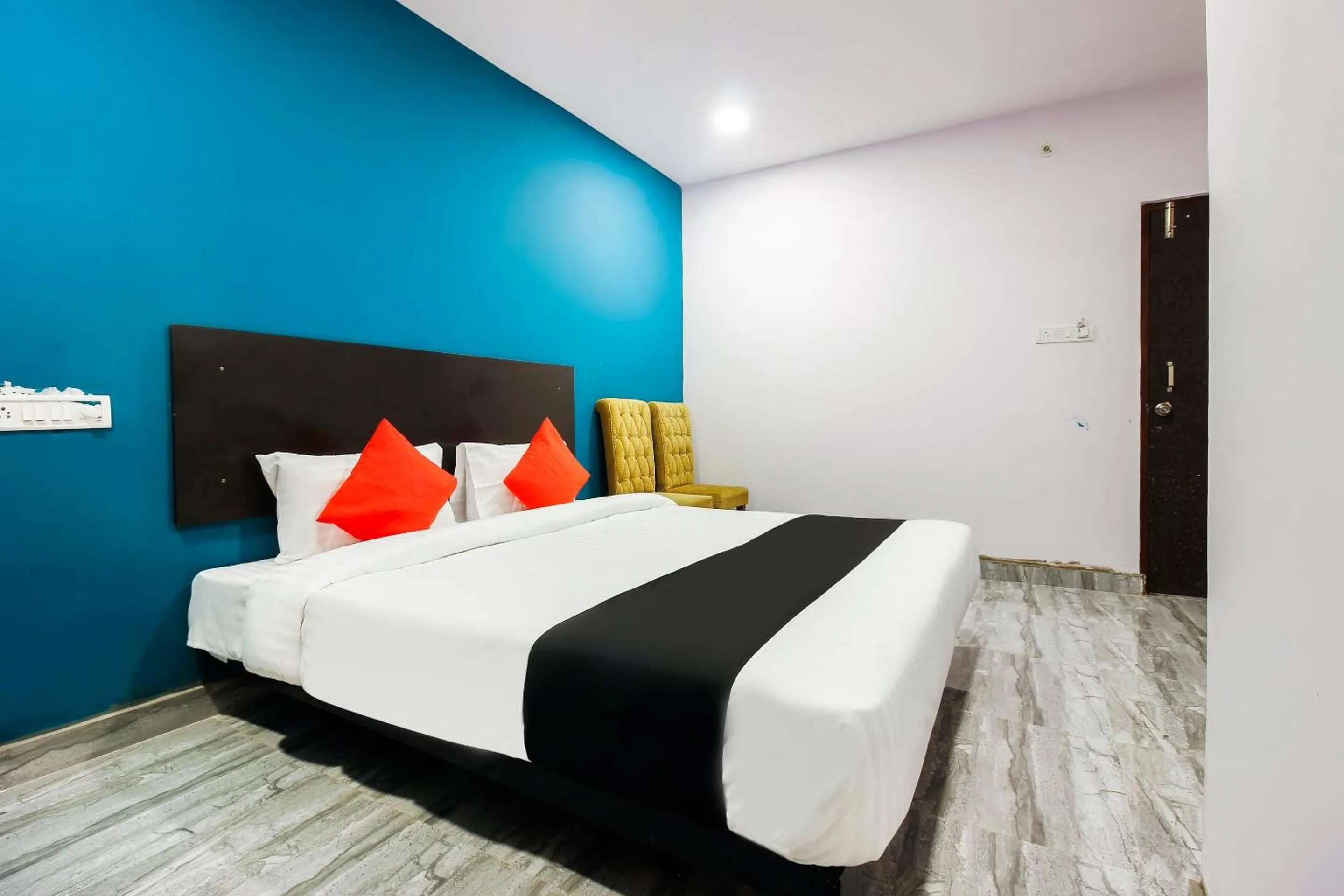 Bedroom, Bed in Capital O Che Sigma Hotel