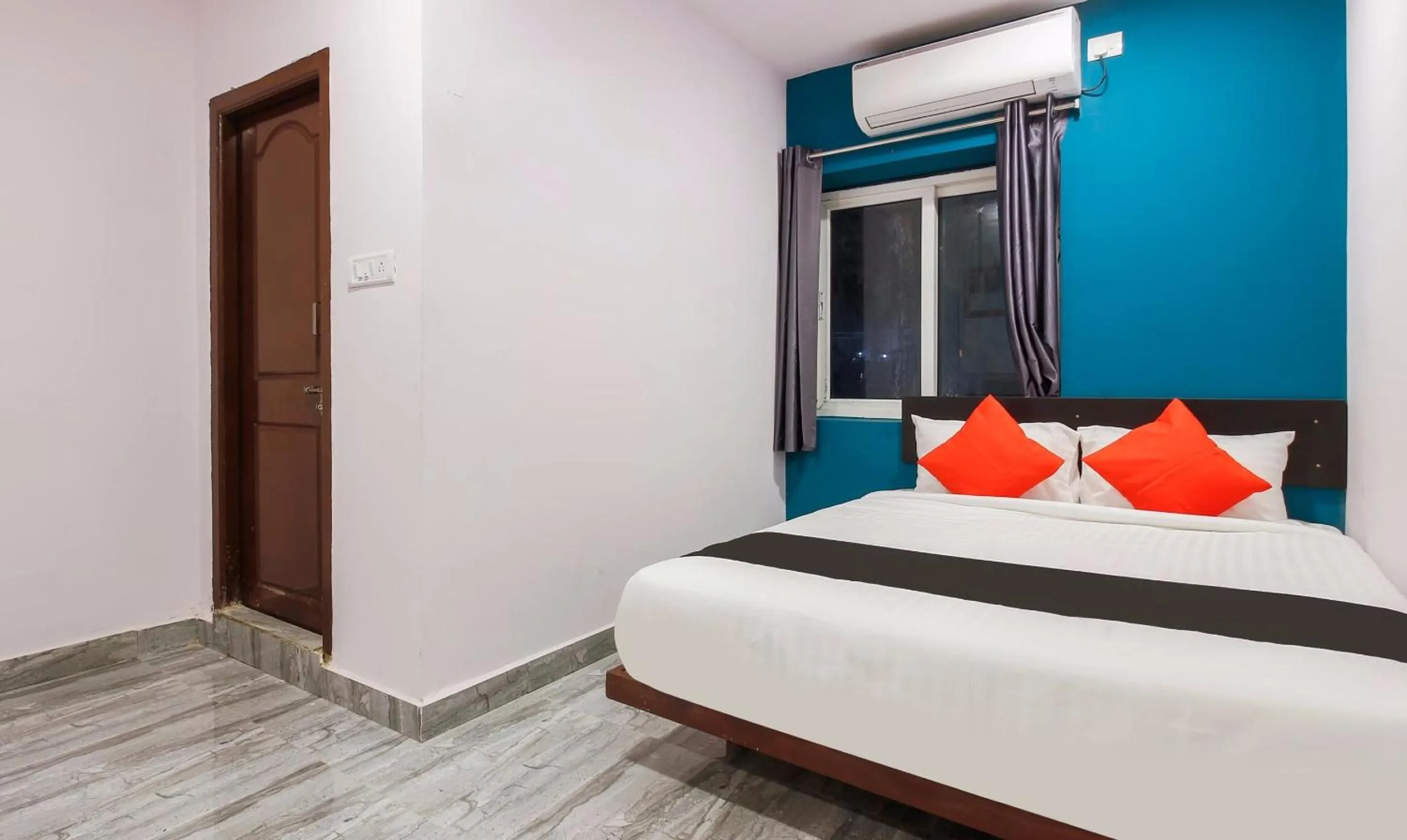 Bedroom, Bed in Capital O Che Sigma Hotel