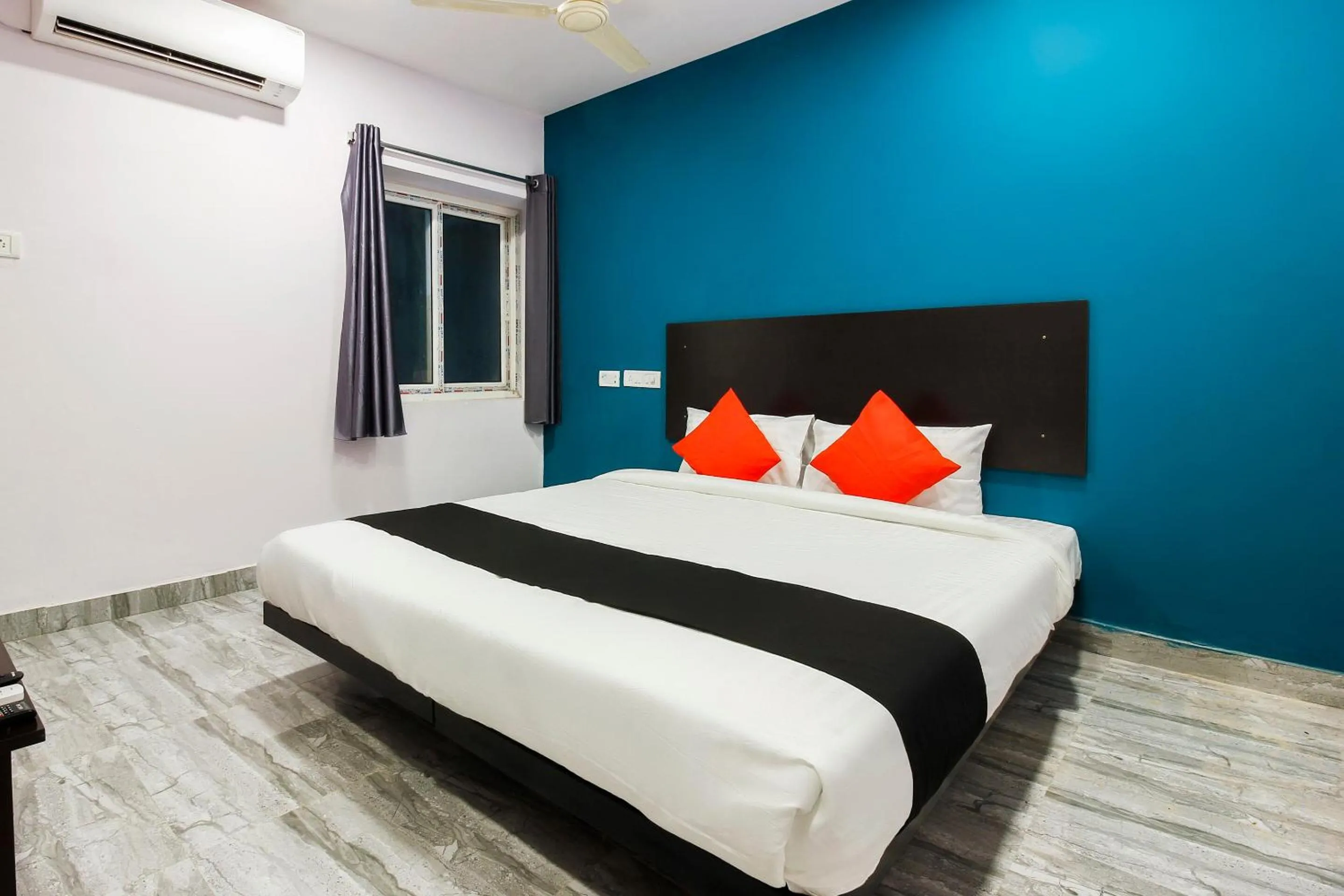 Bedroom, Bed in Capital O Che Sigma Hotel