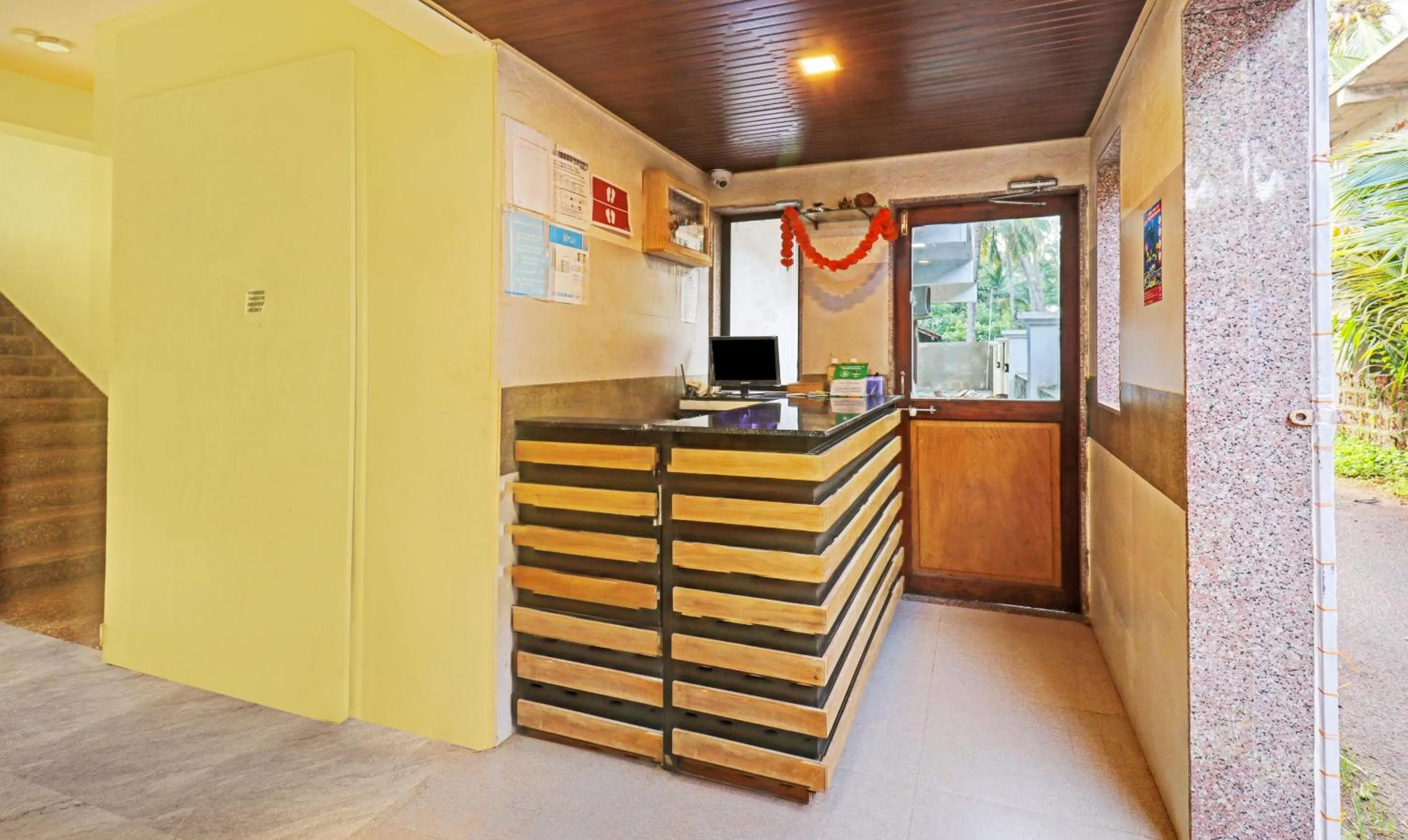 Lobby or reception in Itsy Hotels Morjim Pride