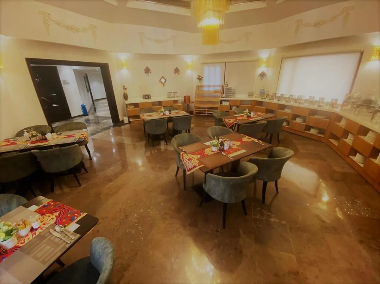 Restaurant/places to eat in Coral Palace Hotel