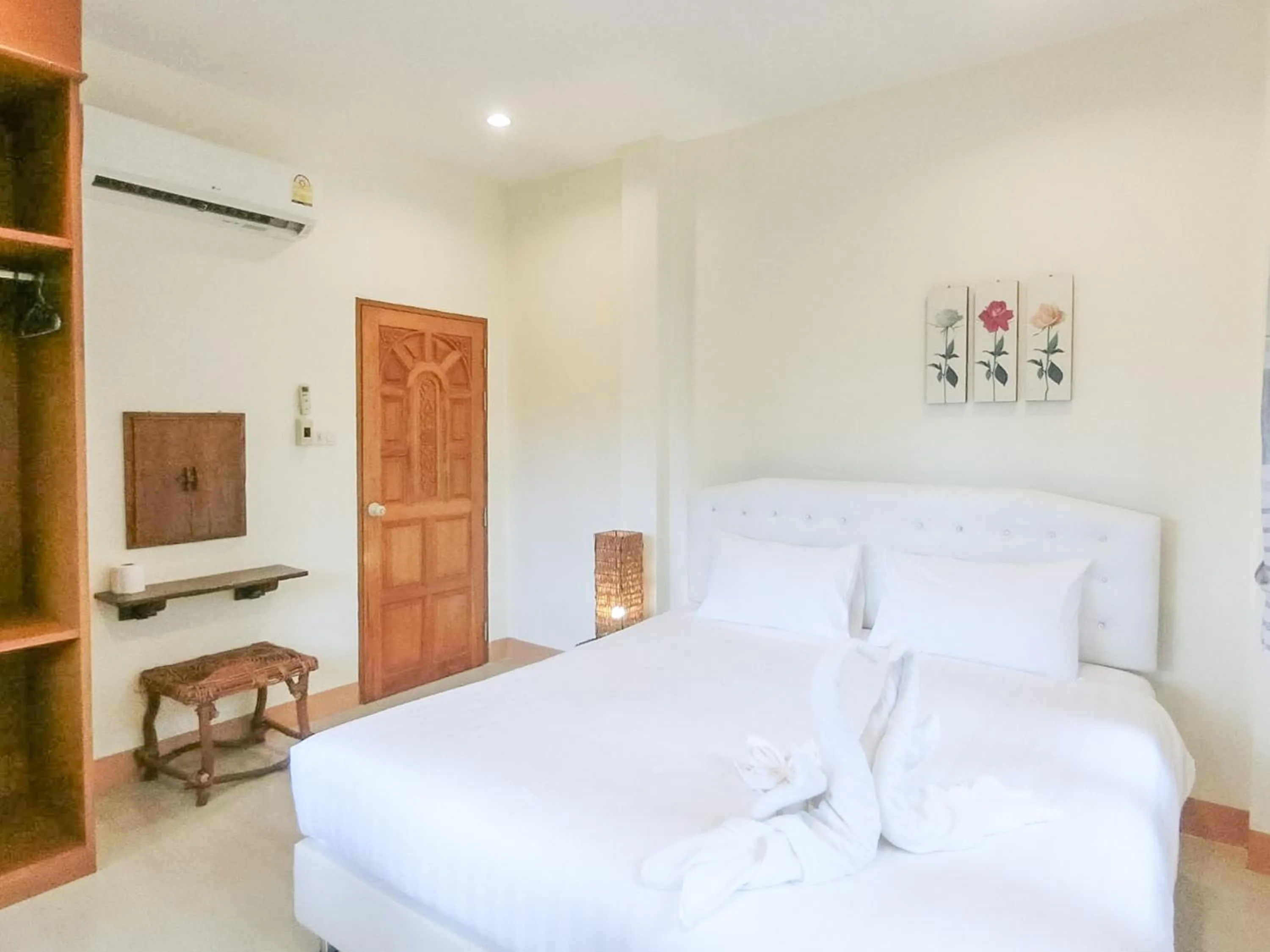 Photo of the whole room, Bed in AURA Park Resort