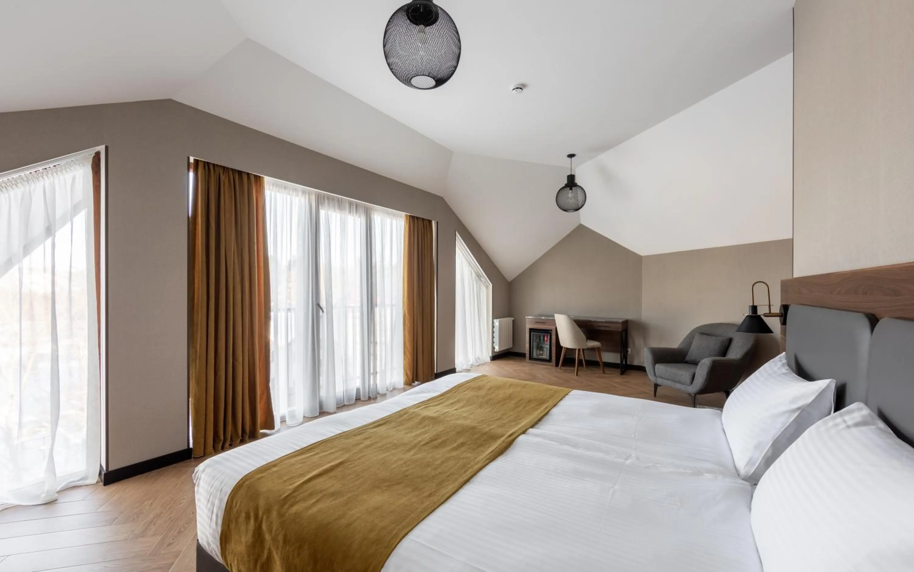 Living room, Bed in KOMOREBI BAKURIANI RESORT