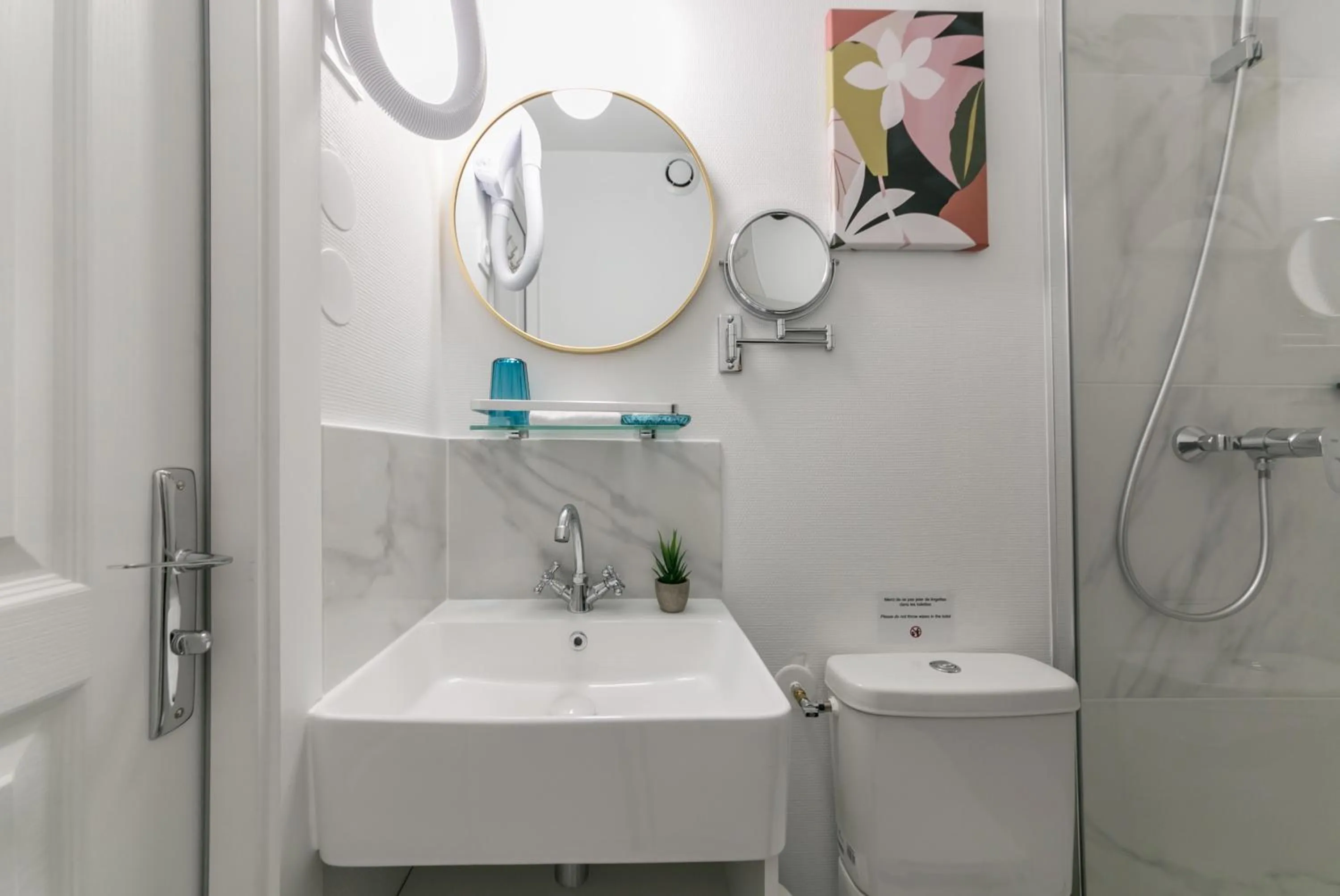 Bathroom in WS Tour Eiffel - Nicolo