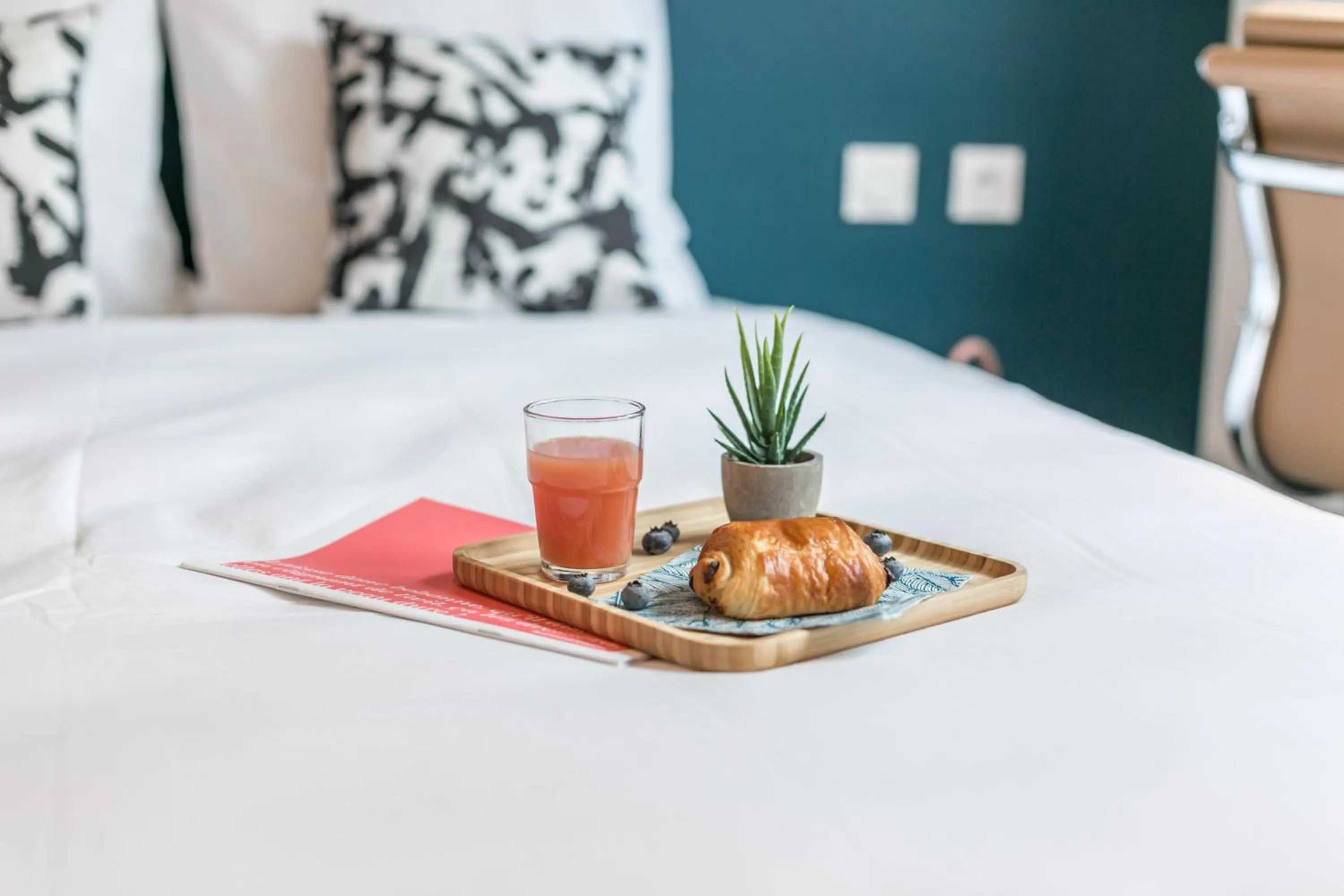 Bedroom, Bed in WS Tour Eiffel - Nicolo