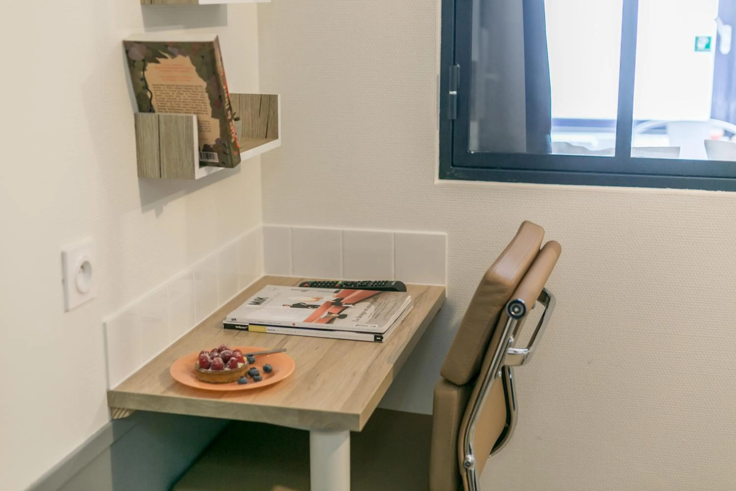 Seating area in WS Tour Eiffel - Nicolo