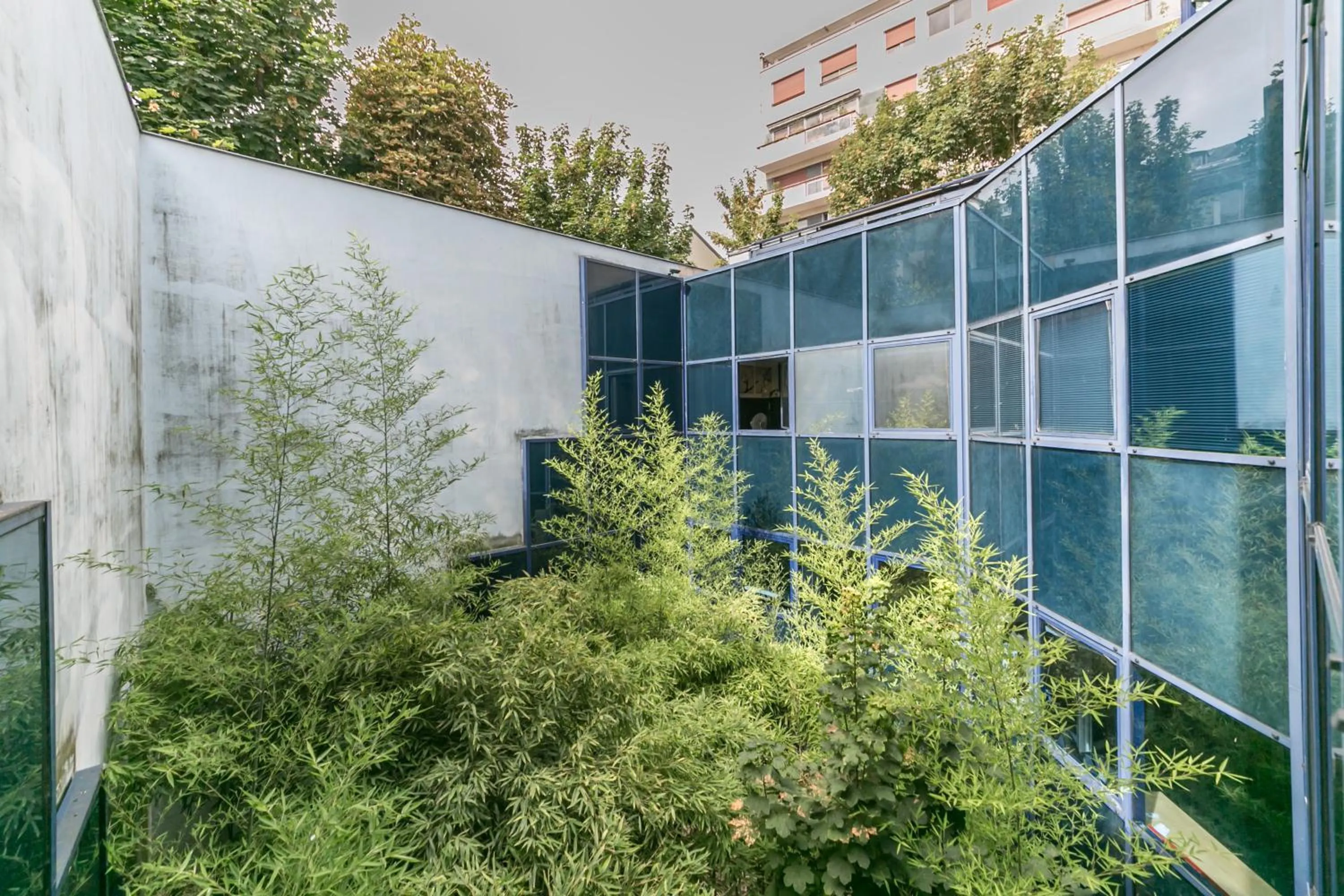 Garden view in WS Tour Eiffel - Nicolo