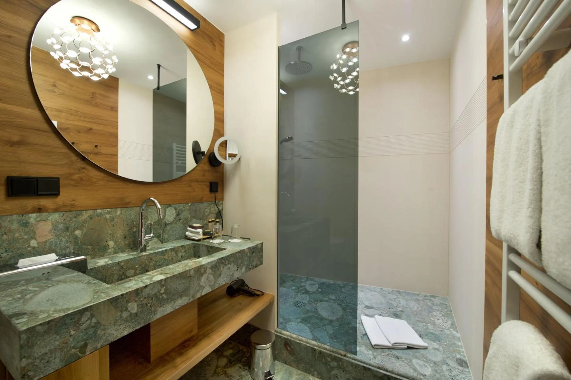 Shower in Hotel Torbräu