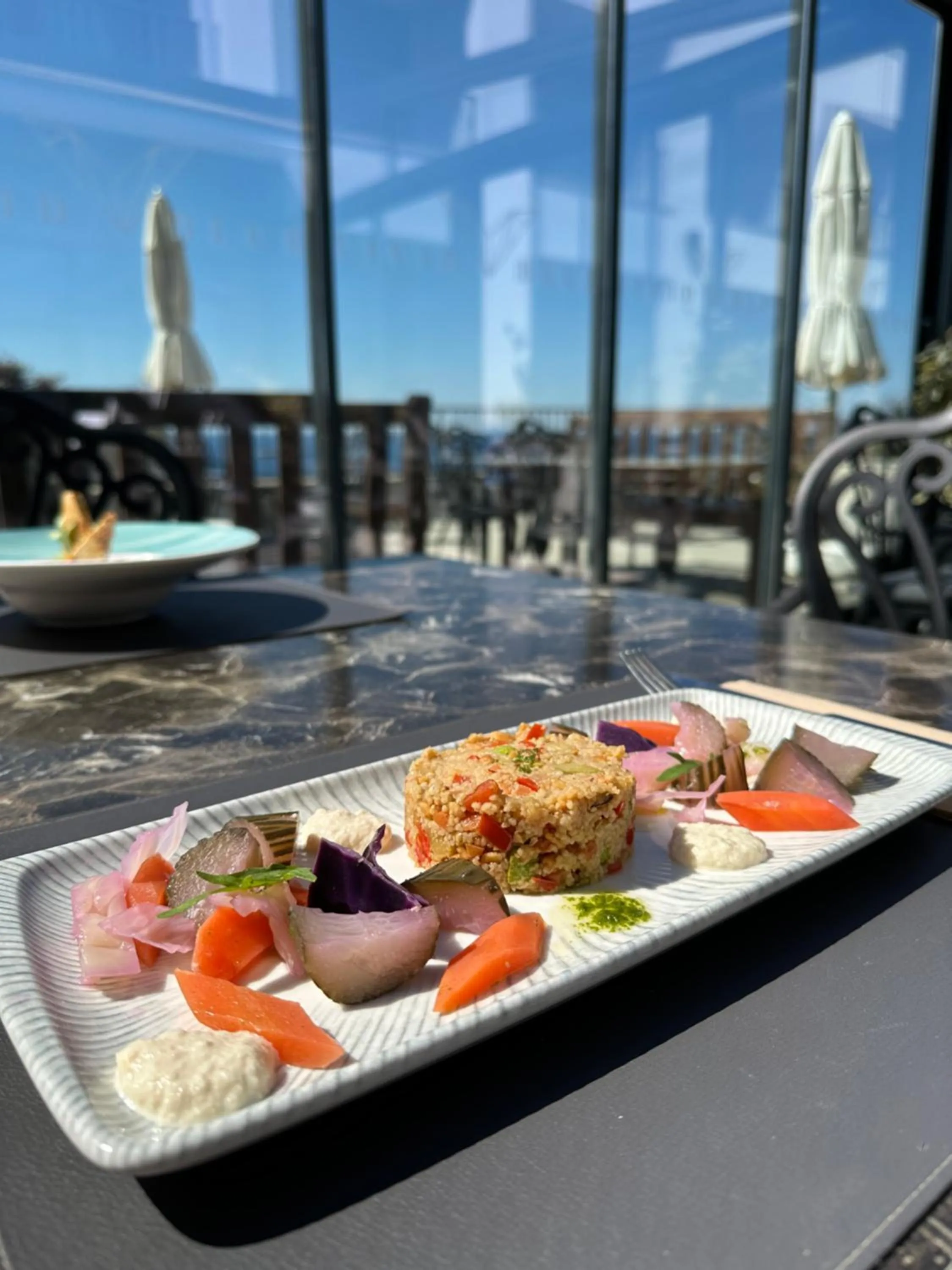 Restaurant/places to eat in Vivid Blue Serenity Resort